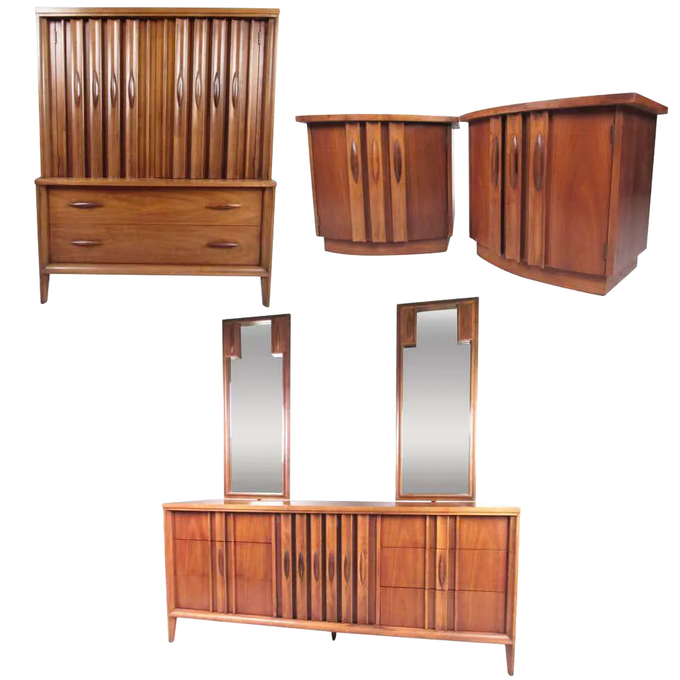 American MidCentury Modern Bedroom Suite by Thomasville Chairish