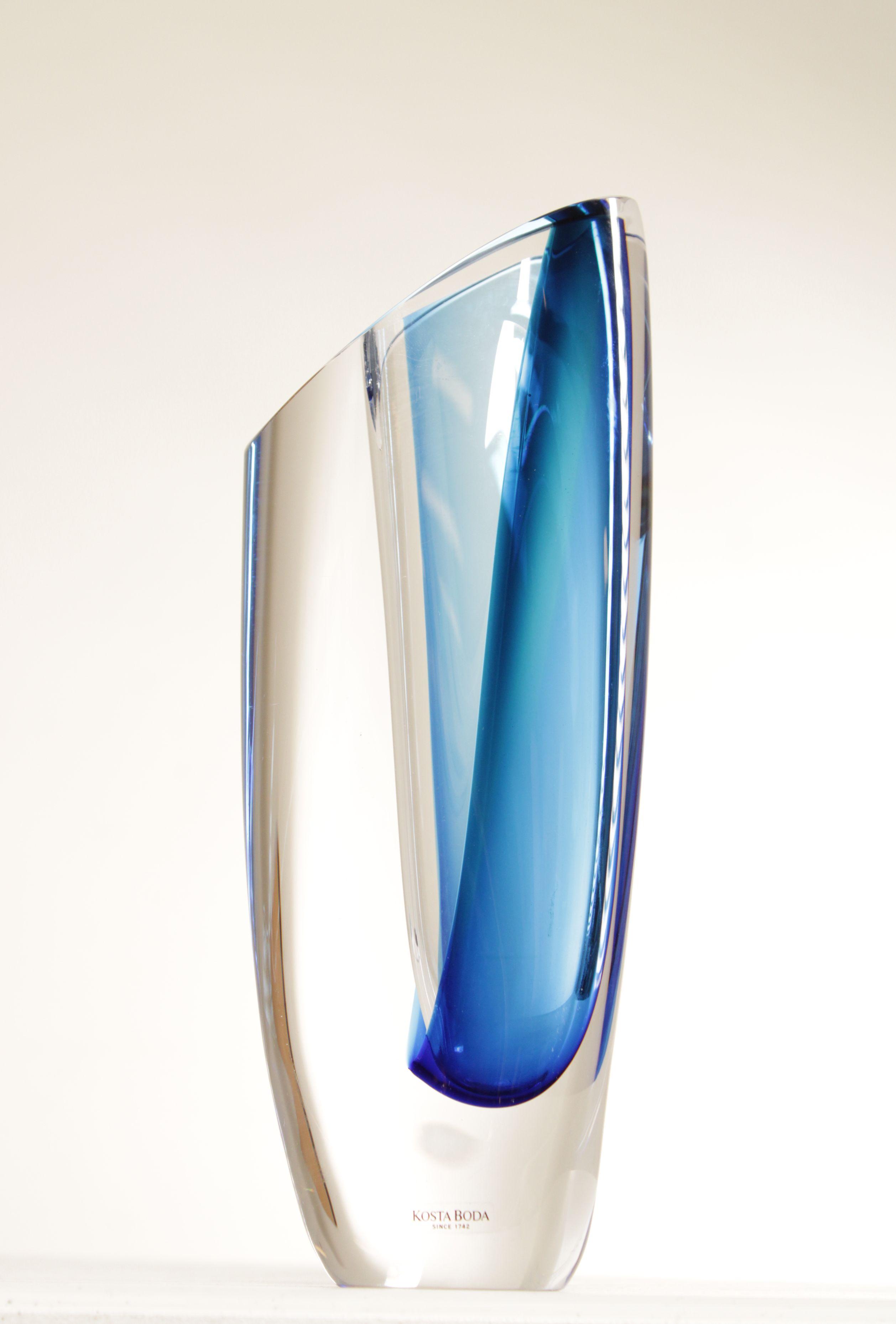 1990s Kosta Boda Goran Warff 'Sydney' Blue Art Glass Vase