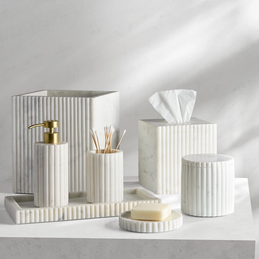 Erin Gates x Kassatex Beacon Hill Fluted Marble Tissue Holder