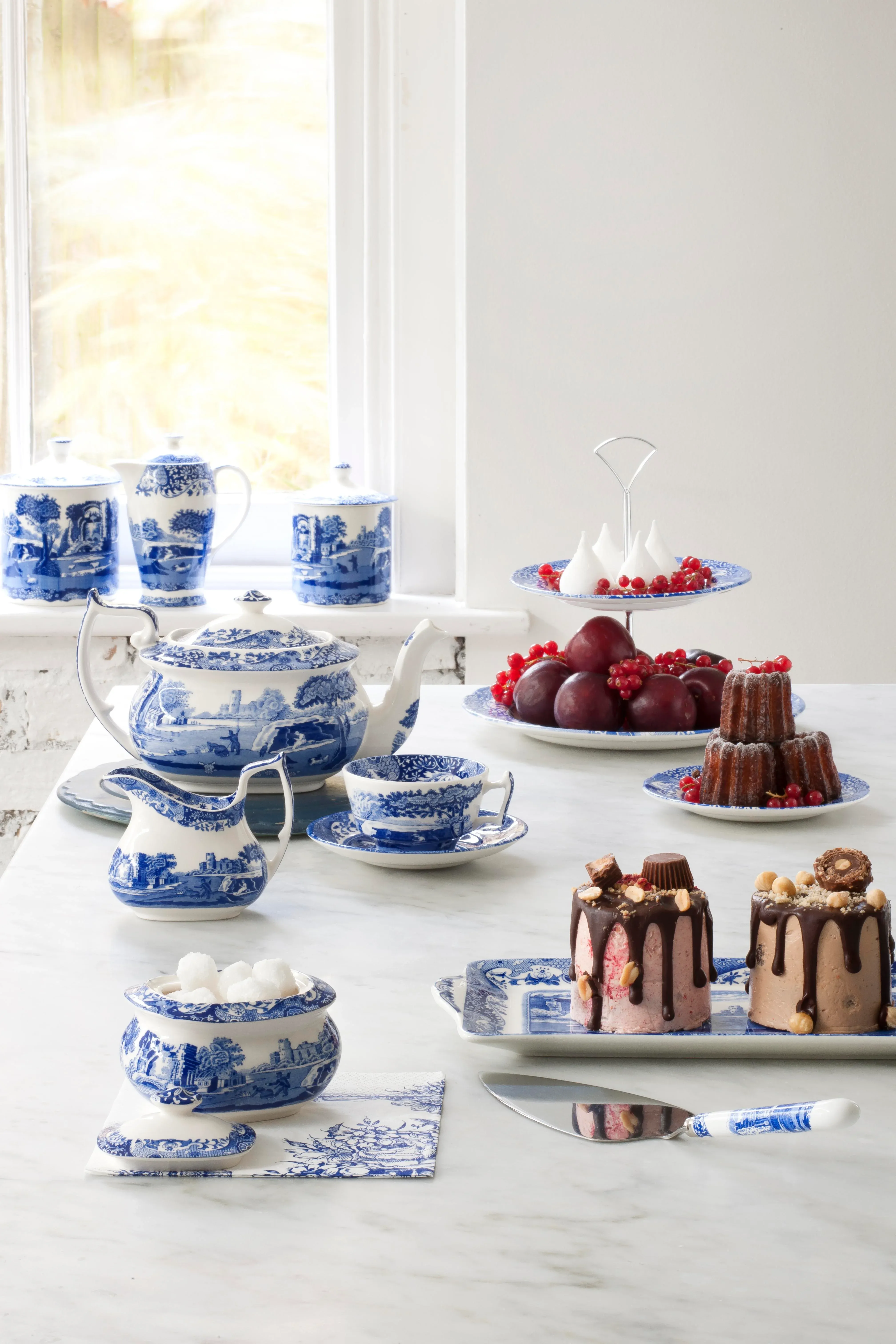 Spode Blue Room Collection Georgian Dinner Plates, Assorted Set of