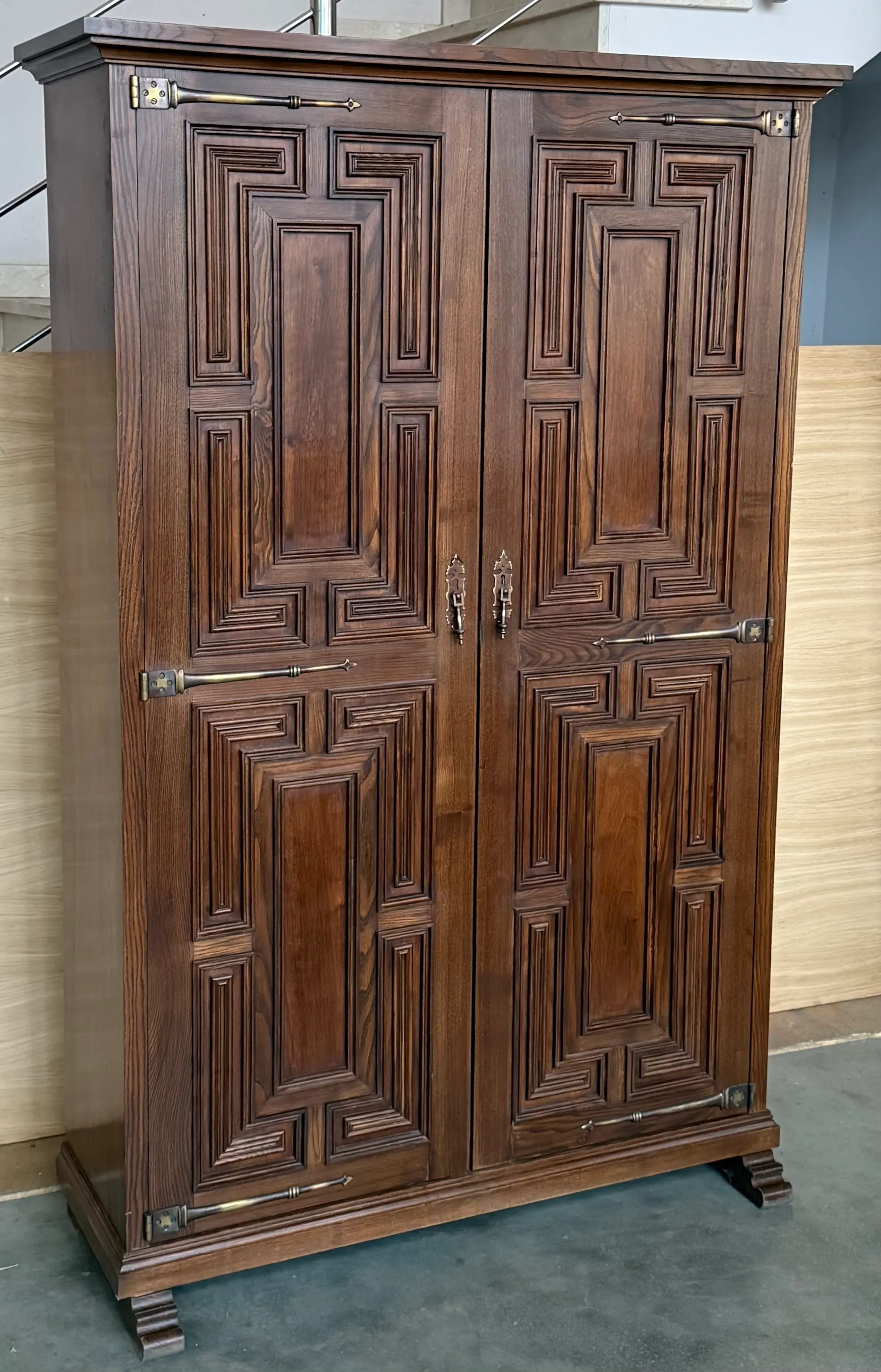 20th Century 2-Door Armoire or Kitchen Cabinet in Carved Walnut, Spain, 1910s