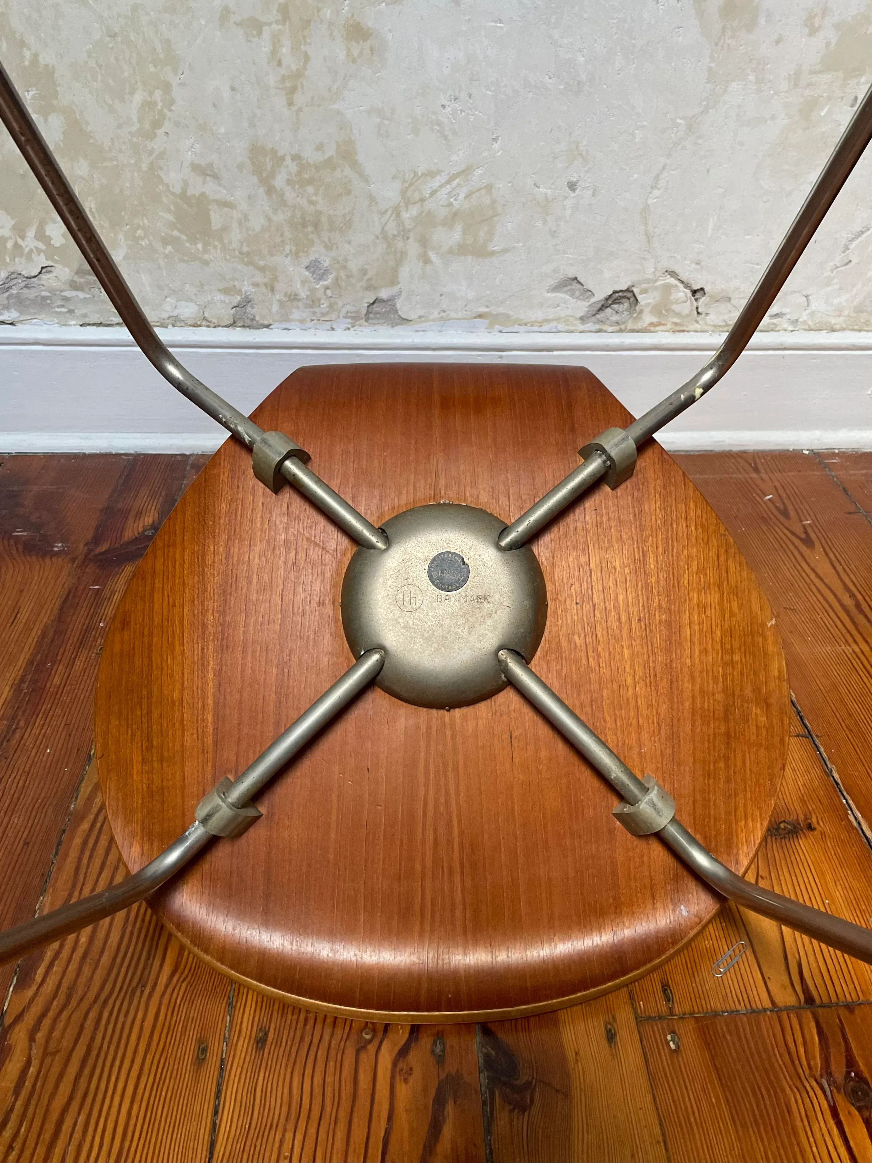 Early Arne Jacobsen for Fritz Hansen Series 7 Chair | Chairish