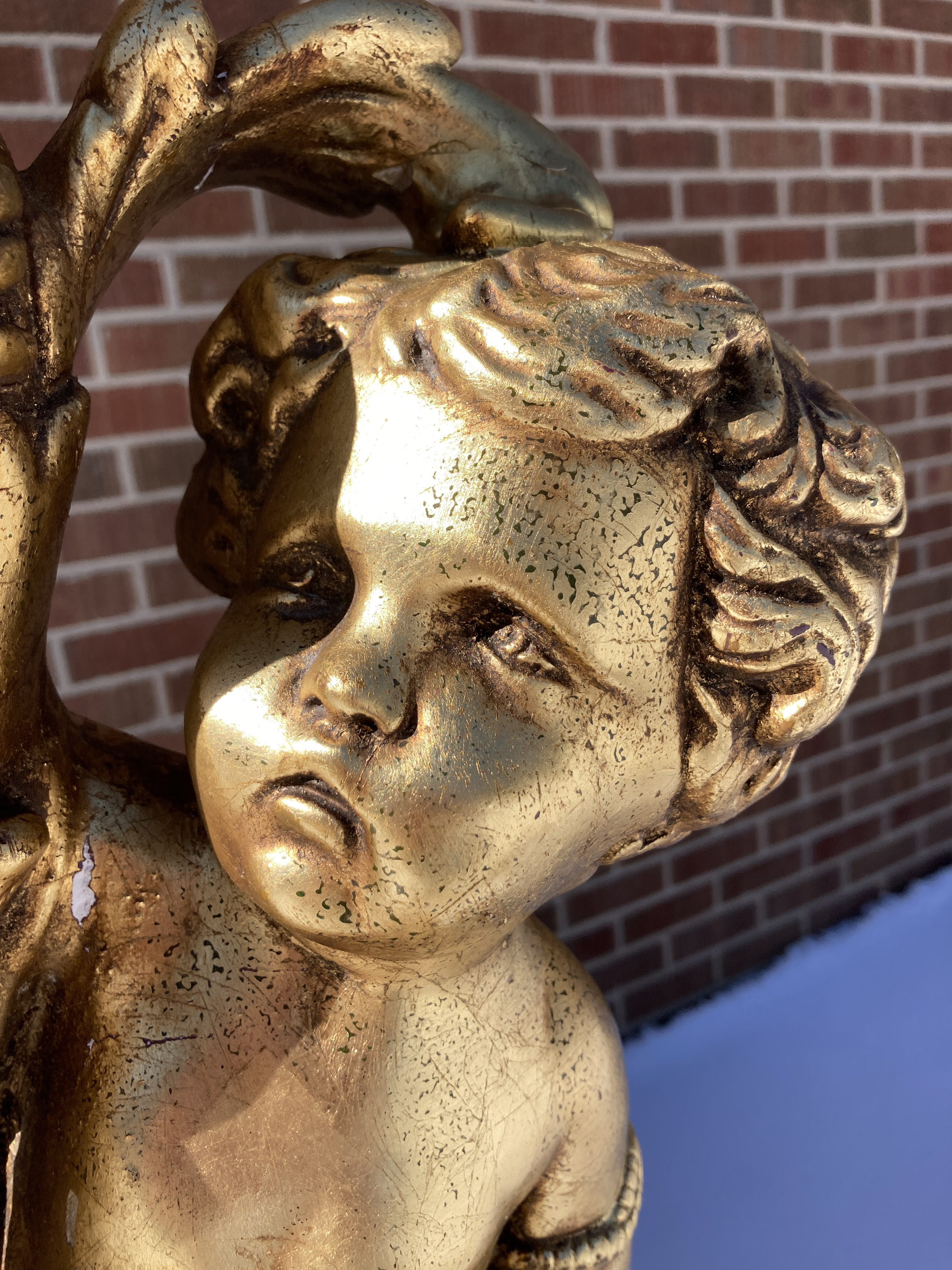 Gilded Plaster Cherub Putti Figural Table Lamp Atop Faux