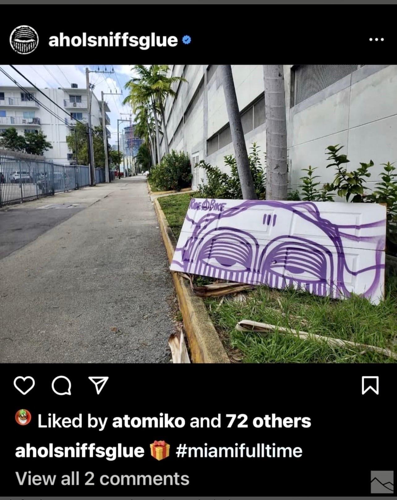 Ahol Sniffs Glue, Miami Graffiti Legend Ahol Sniffs Glue Large Spray Painting on Doors Sculpture, 2023