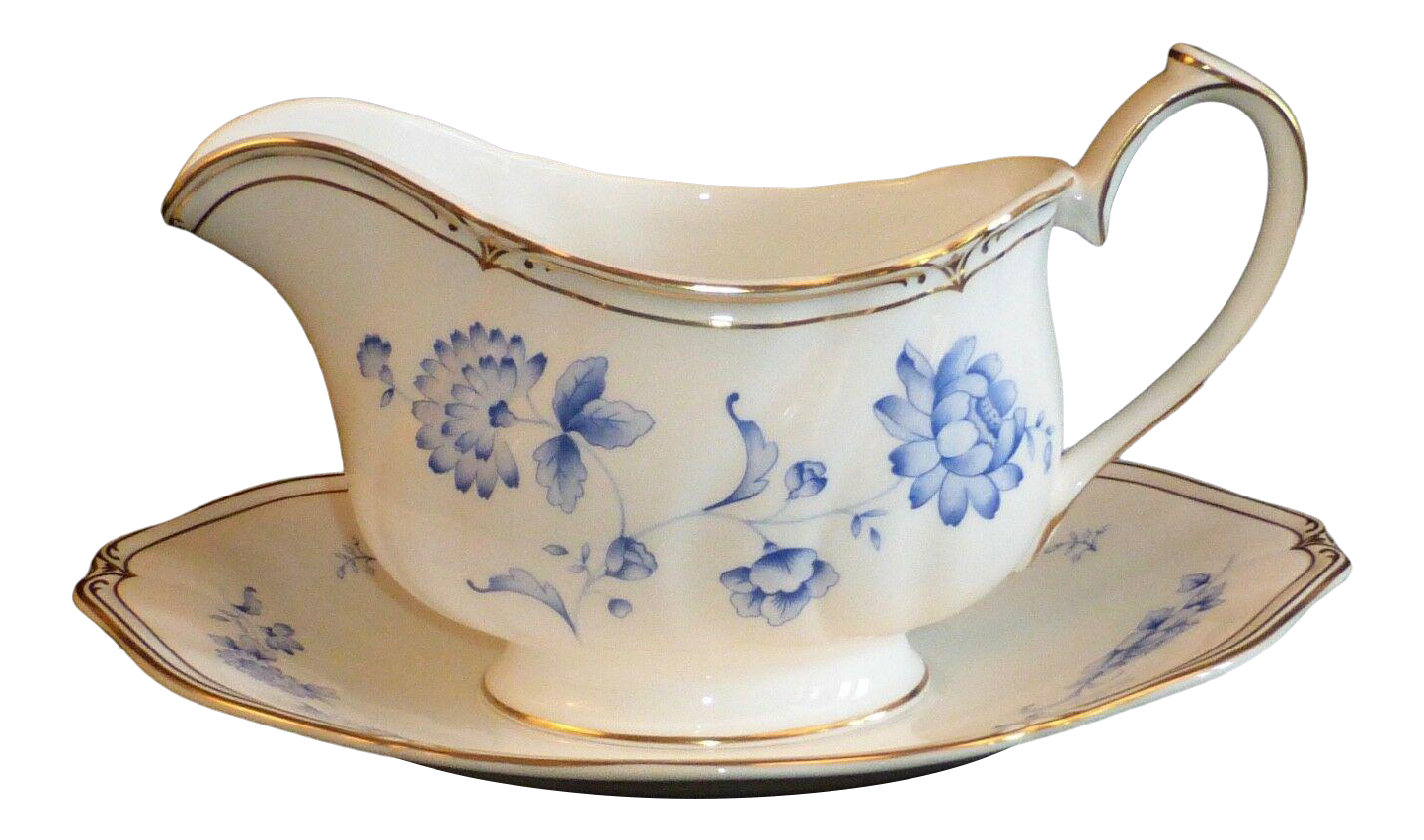 Ashbury Wedgwood Bone China Gravy Boat With Under Plate Made in England