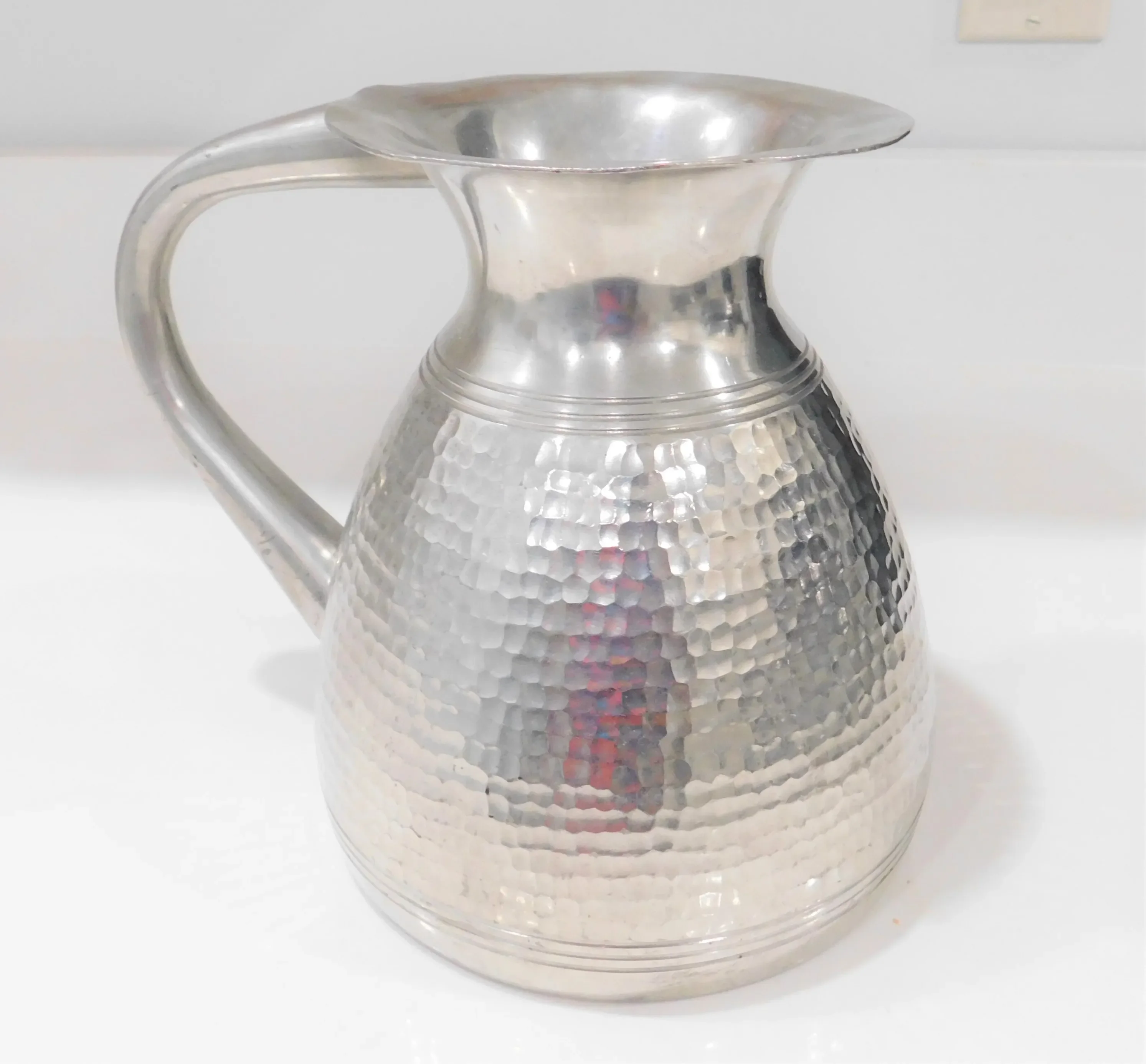 Pewter t.k.f. Banka Tinwerk Indonesian Hammered Art Deco
