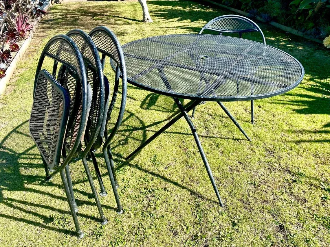 Rid jid patio set sale