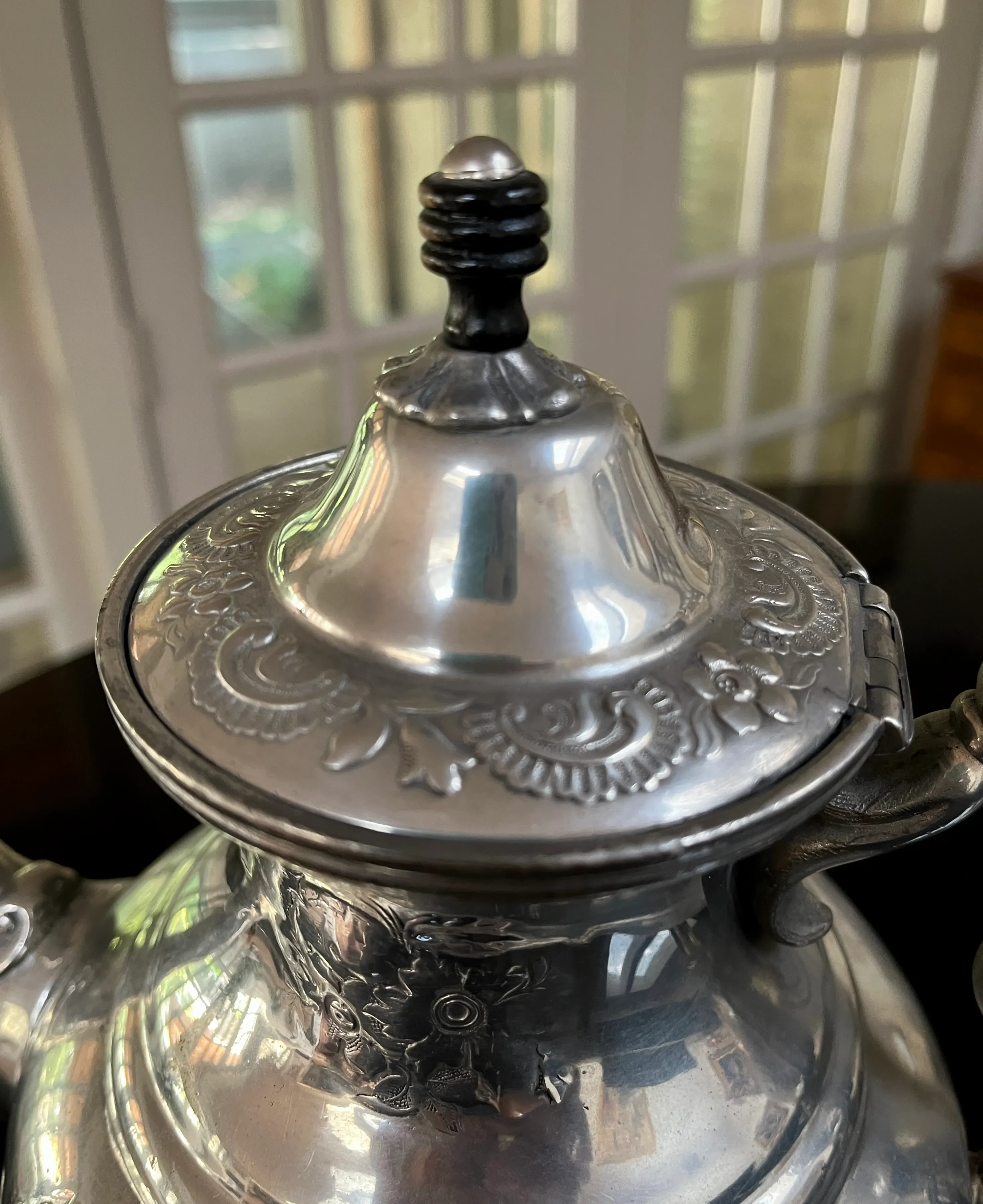 BOHEMSEO☆SILVER PAINTING T Early 20th Century Art Nouveau Heavily Embossed Silver Tea