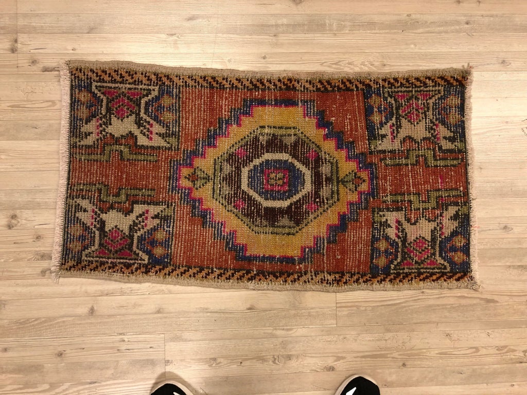 1960s Vintage Turkish Small Rug - 1′7″ × 2′11″ | Chairish