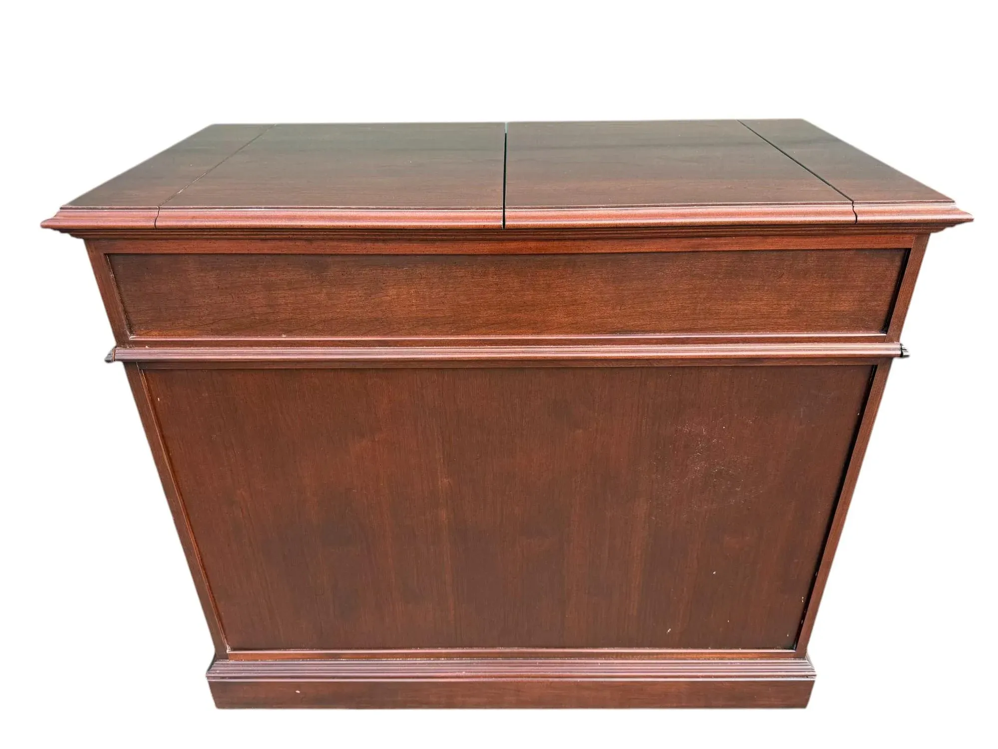 ethan-allen-georgian-court-