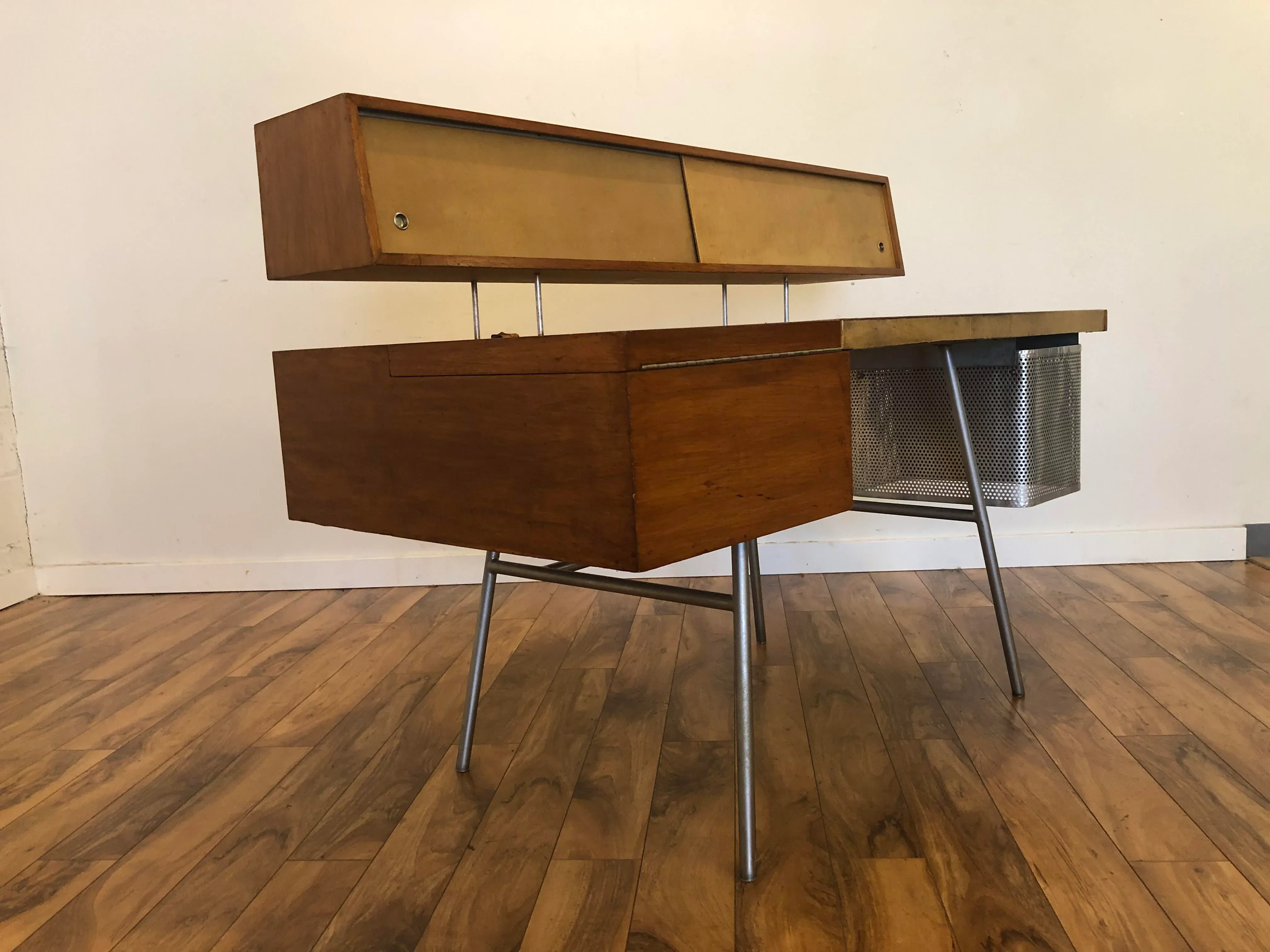 George Nelson for Herman Miller Walnut, Steel and Leather Mid