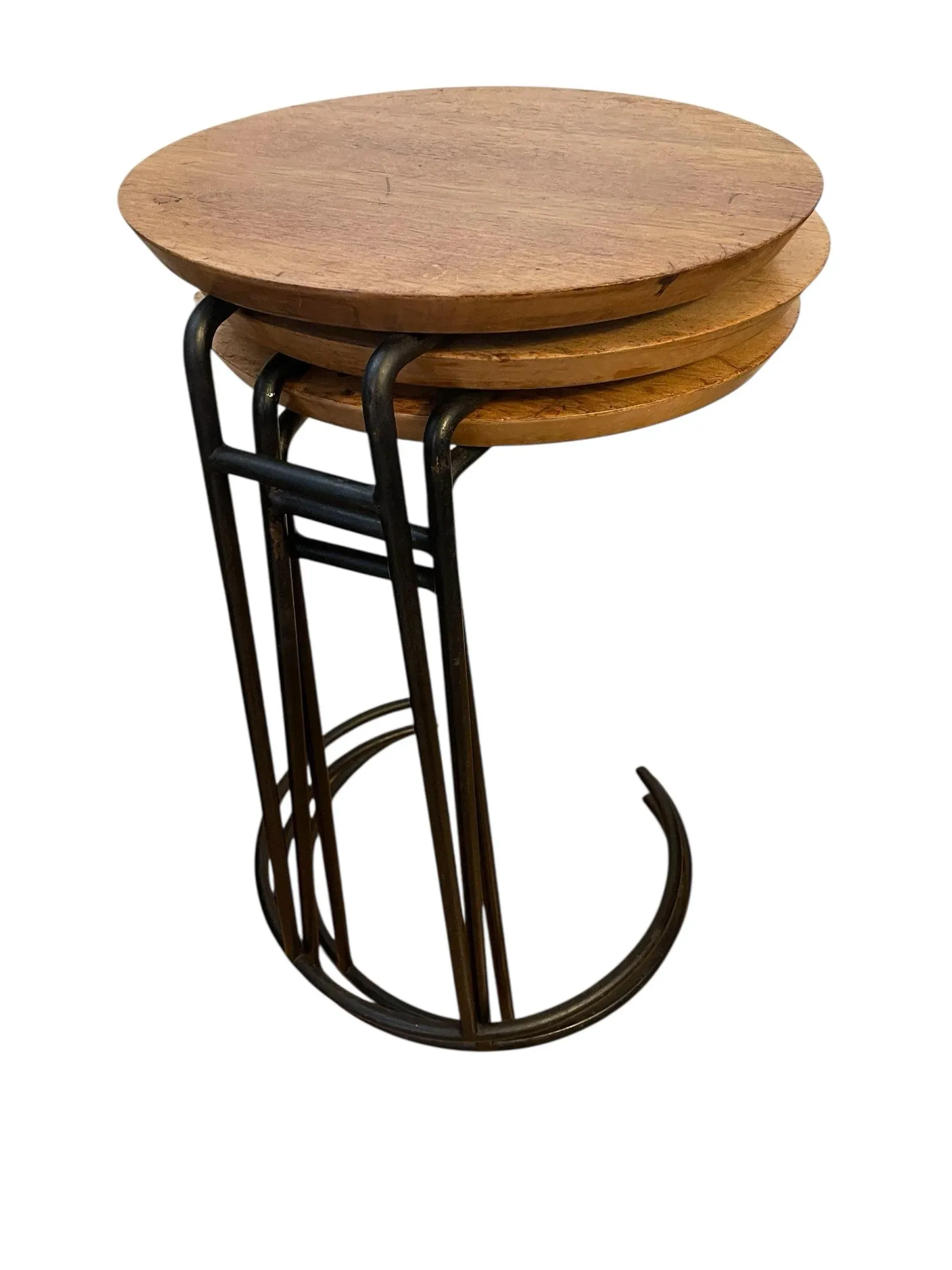 Attributed to Jens Risom t.710 Walnut Side Table — Light Walnut