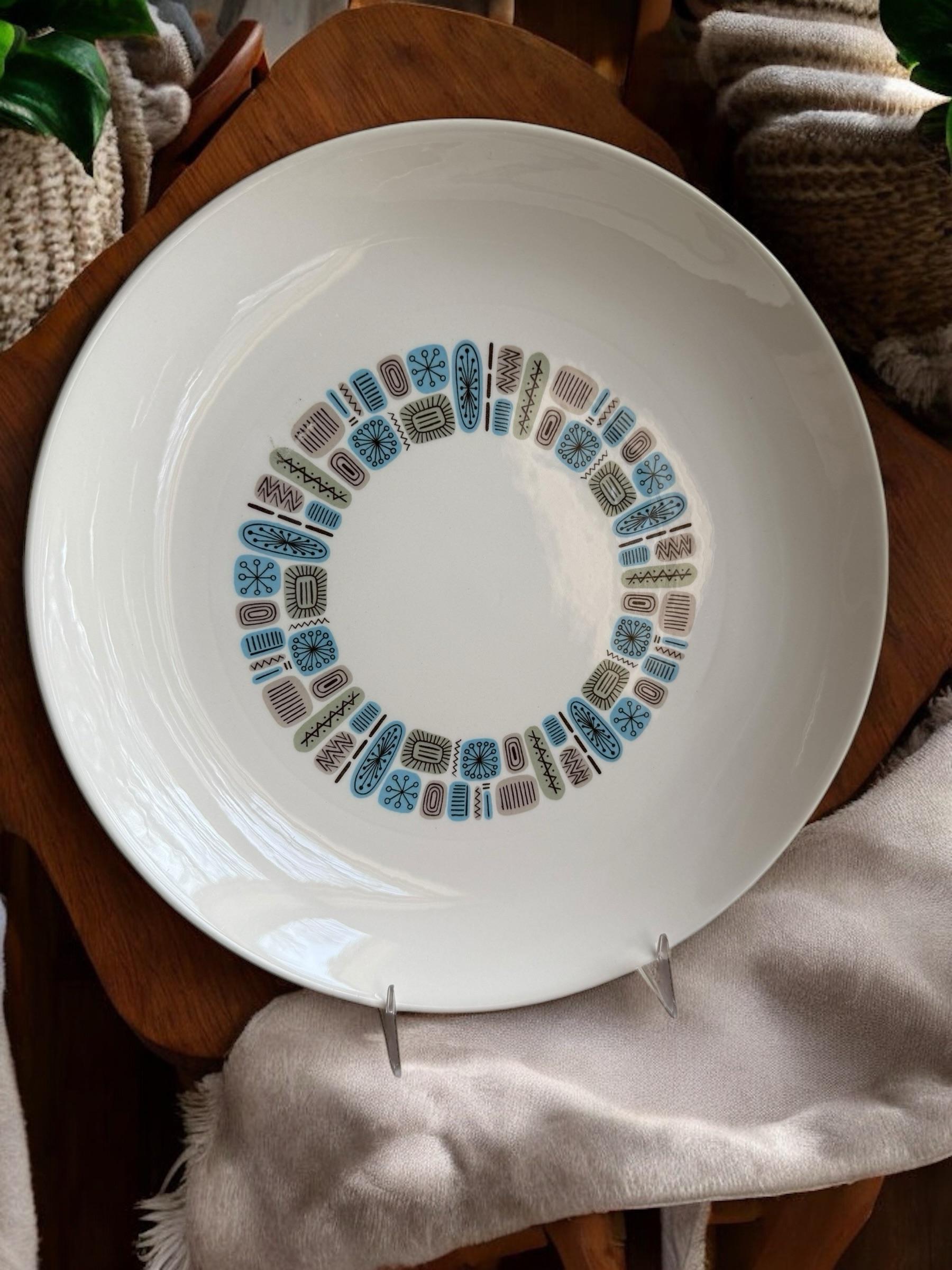 Mid-Century Modern Atomic Canonsburg Temporama Dinner Plates Set