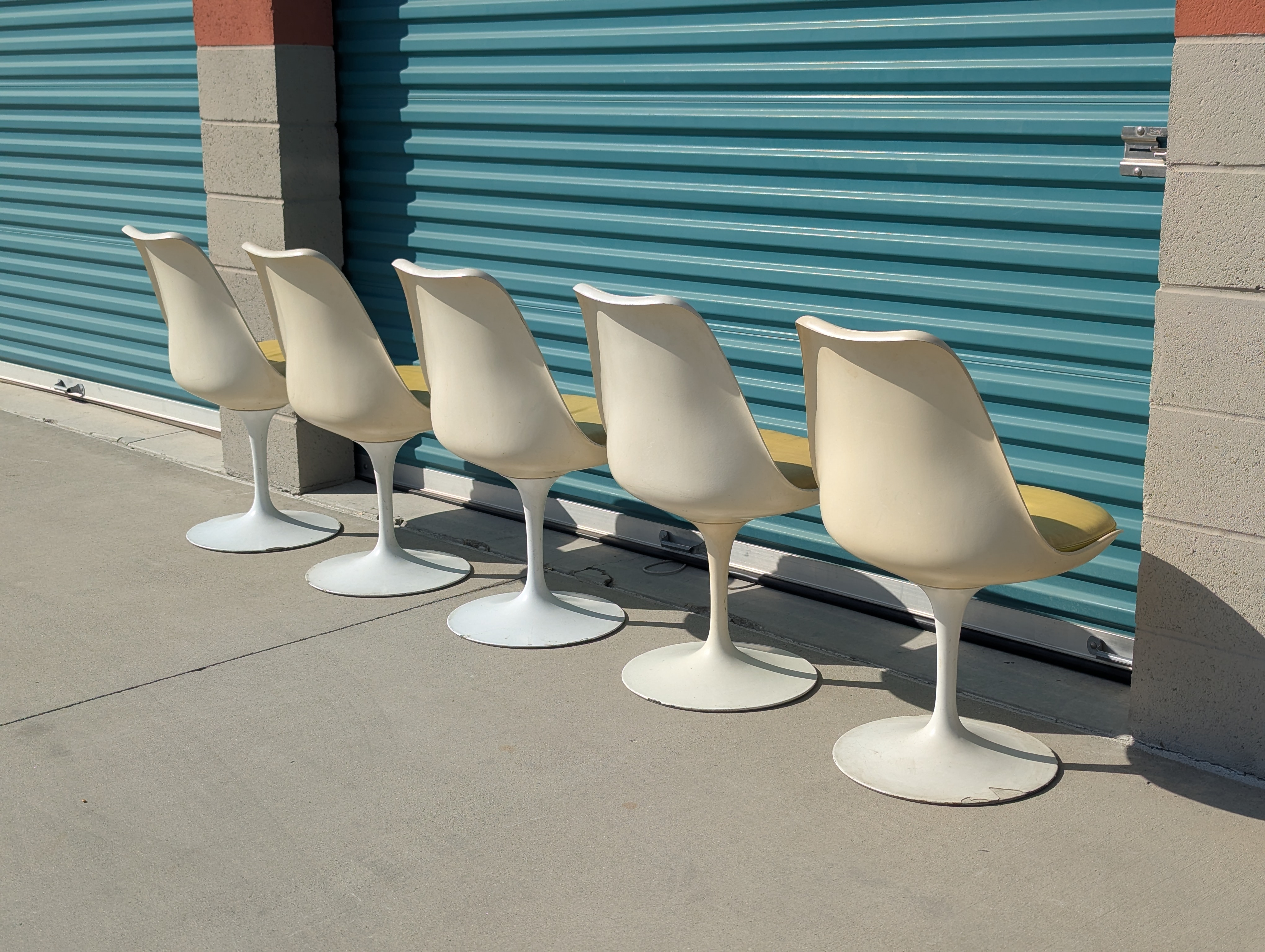 Set of Mid Century Modern Tulip Armless Dining Chairs by Eero