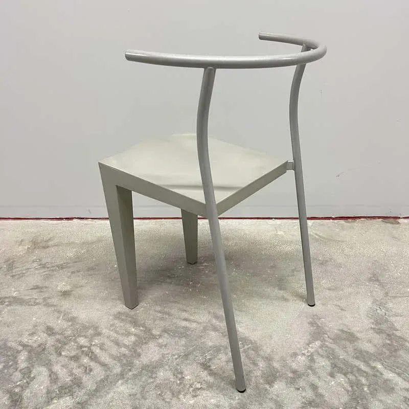 椅子 Kartell\"Dr Glob\" Chair / Philippe Starck Dr. Glob Chairs by Philippe Starck for Kartell For Sale at