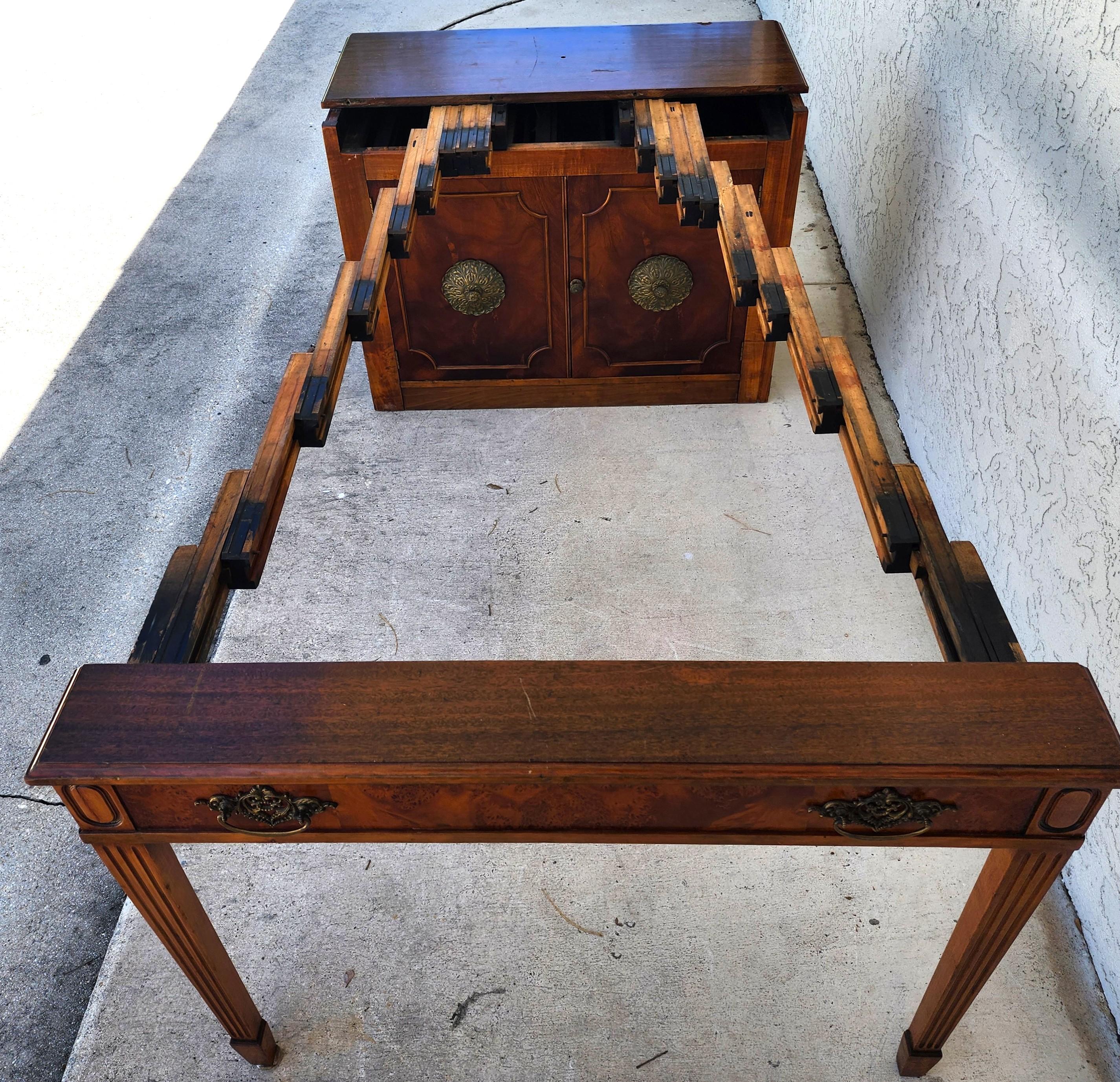 Saginaw Vintage Expandable Pullout Buffet Table | Chairish, image size:2851x2754