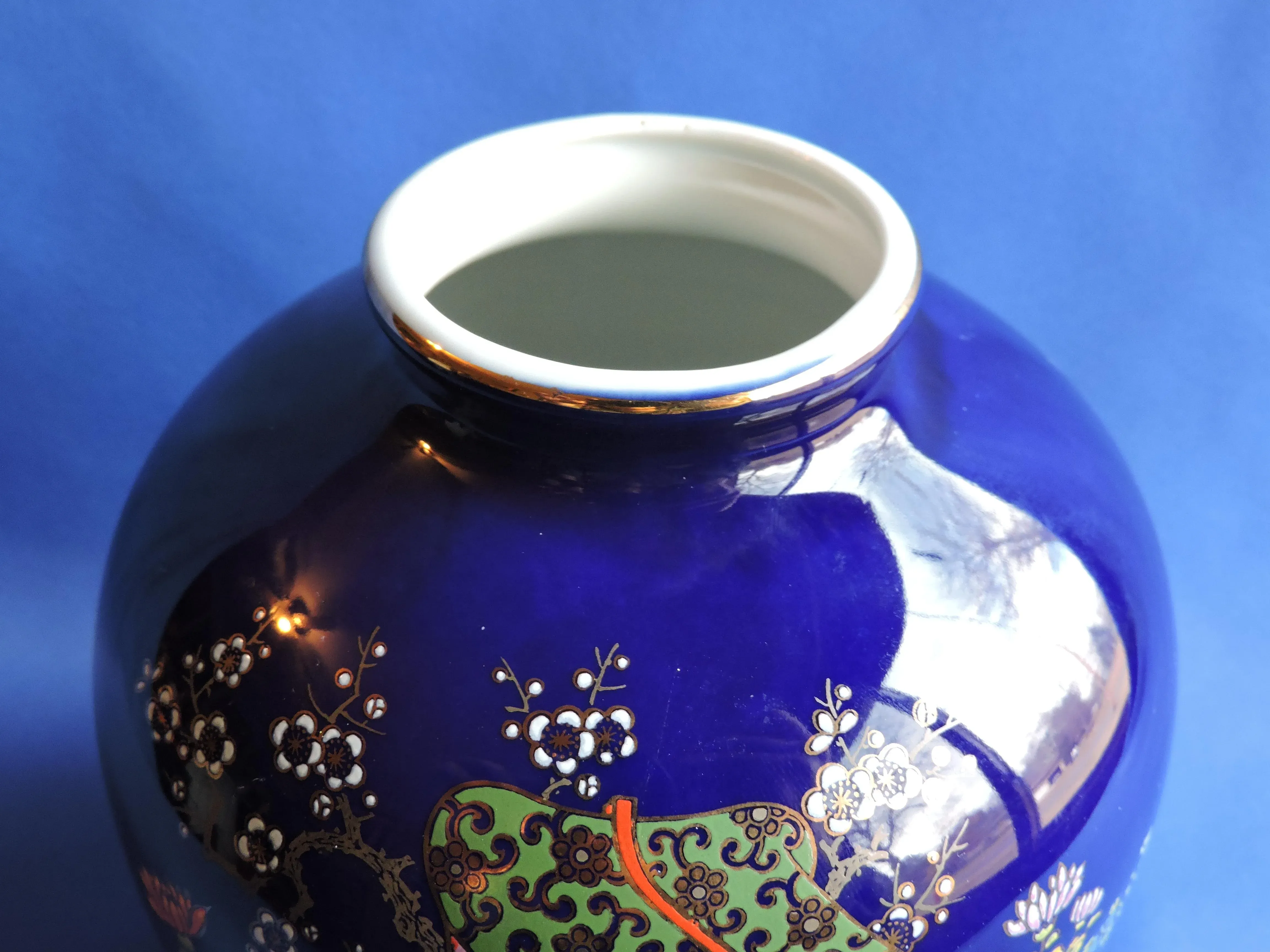 1960's Kutani Ware Japanese Cobalt Porcelain Round Vase