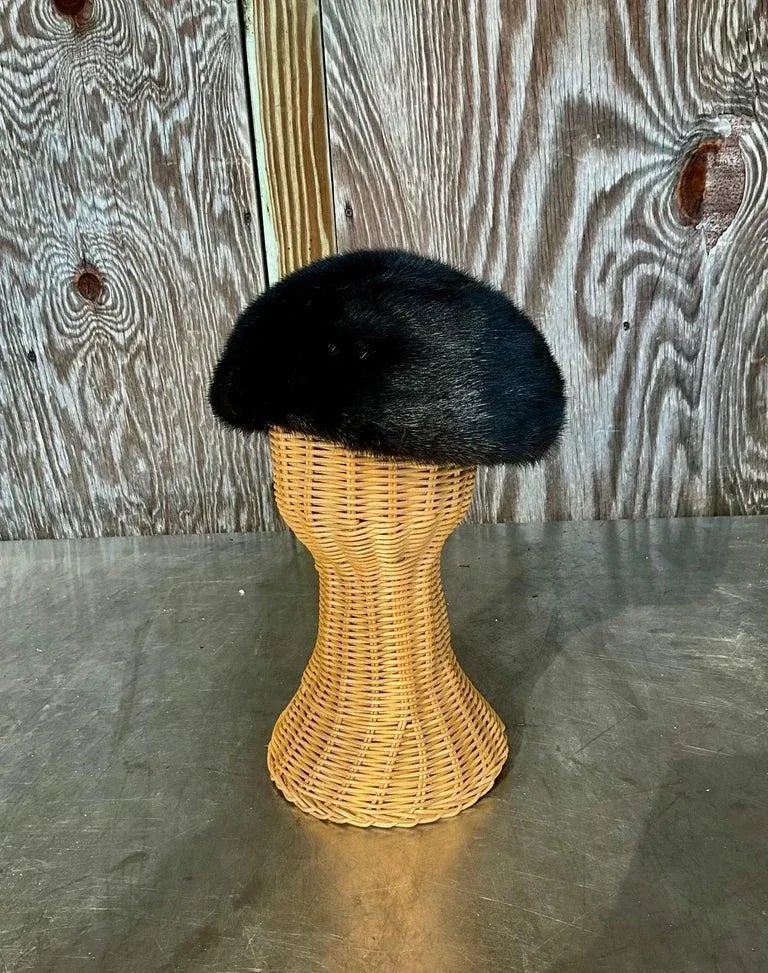 Vintage Genuine Mink Fur Hat display picture 1