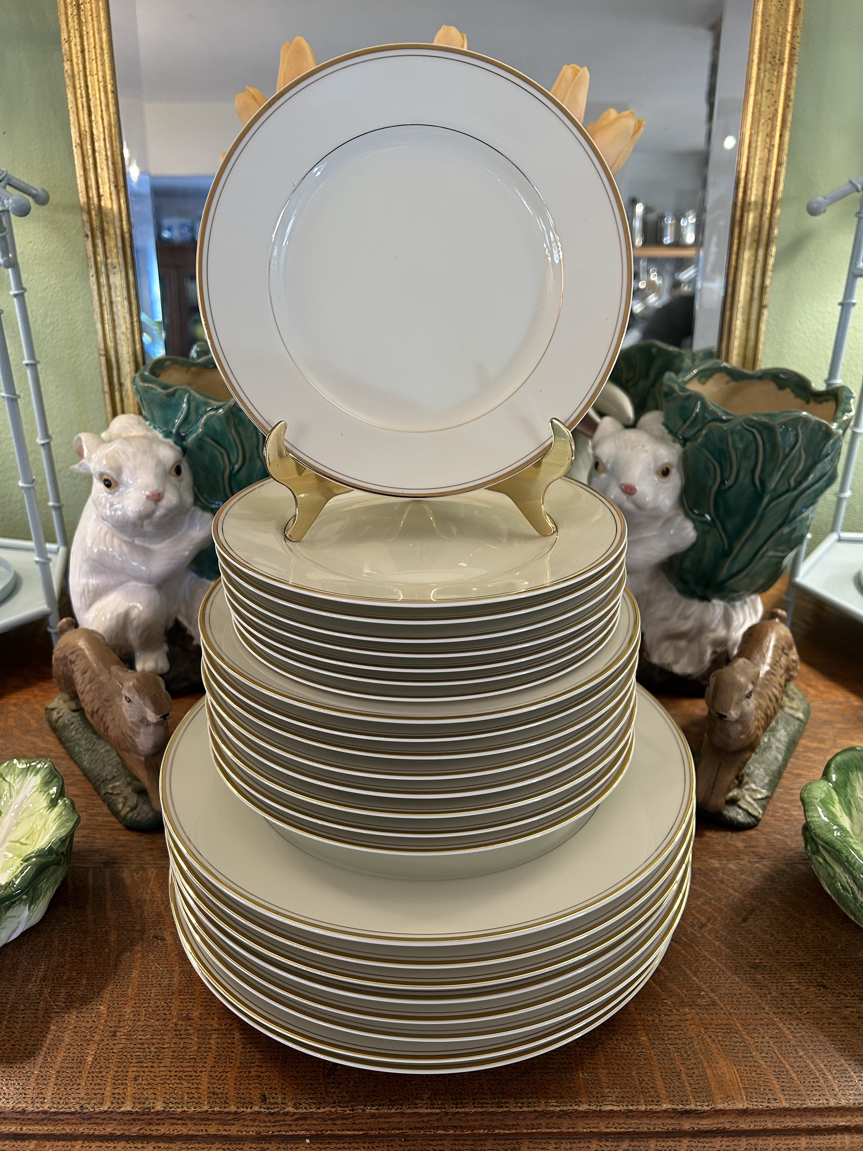 Gold Ivory China Mikasa Mikasa Ivory China Trousdale Pattern