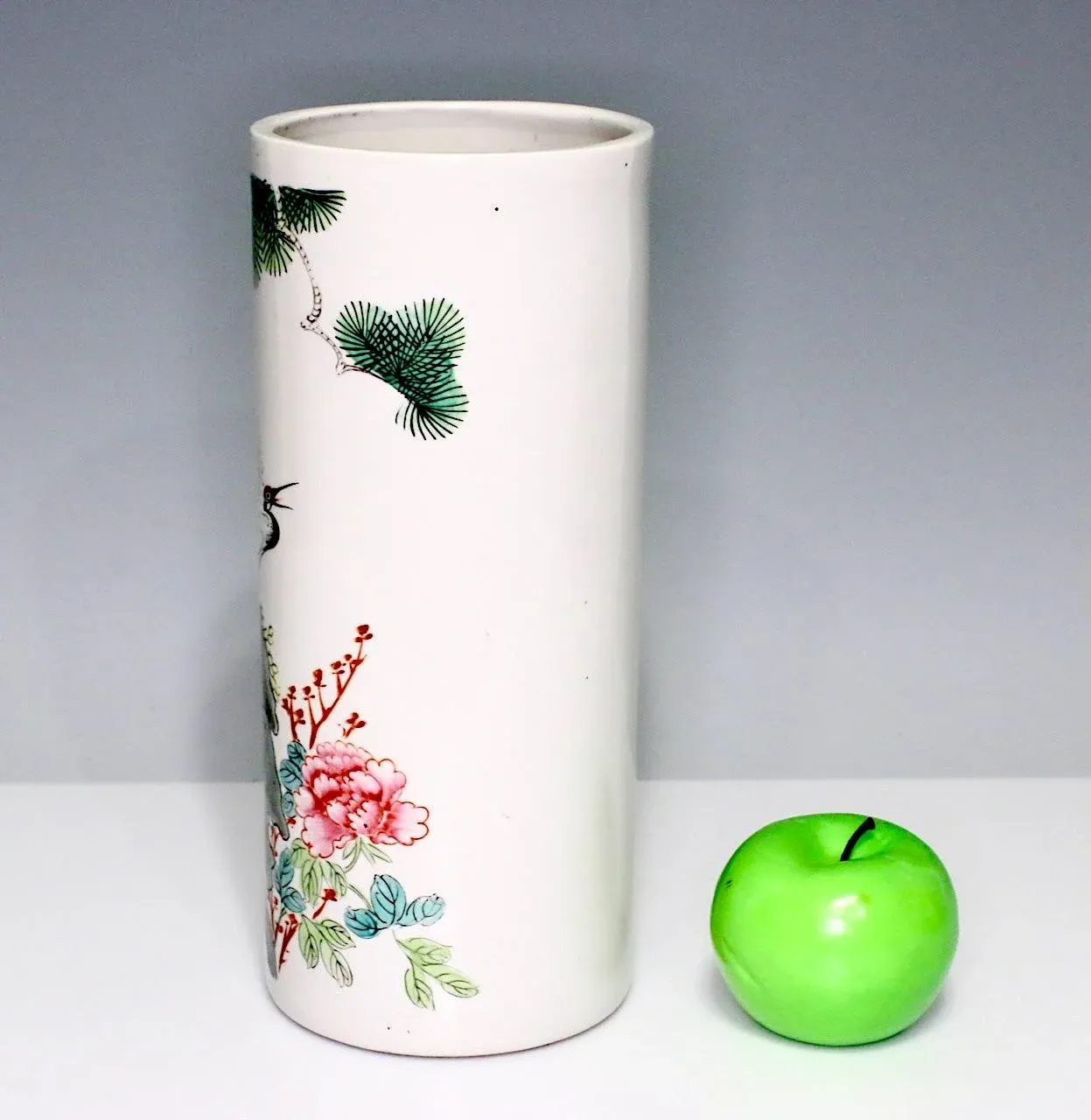 中国　アンティーク飾り台 Antique Chinese Republic White Porcelain Cylinder Vase, Hat