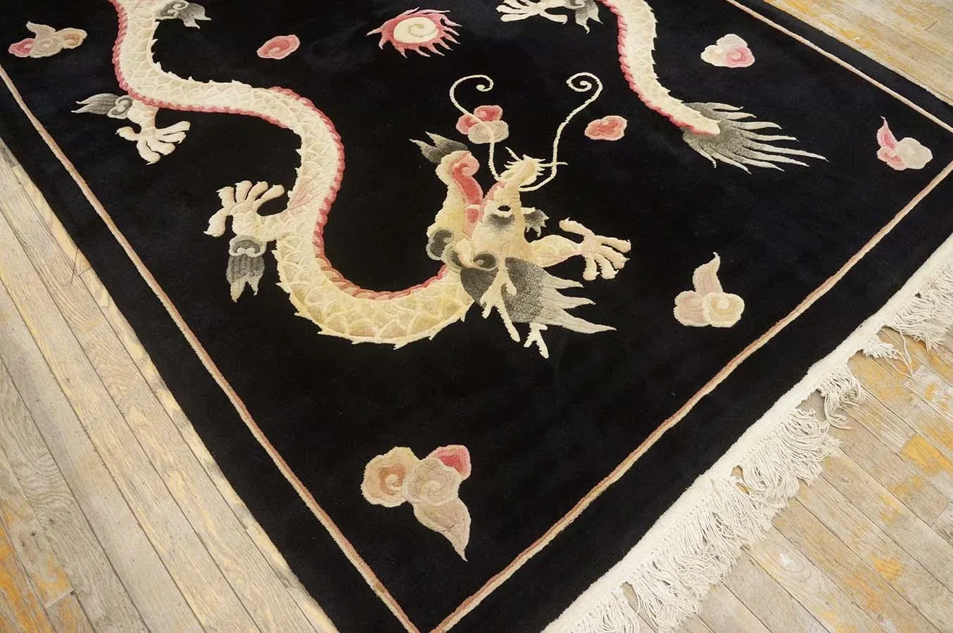 G-DRAGON Übermensch RUG G-DRAGON Übermensch RUG Rug