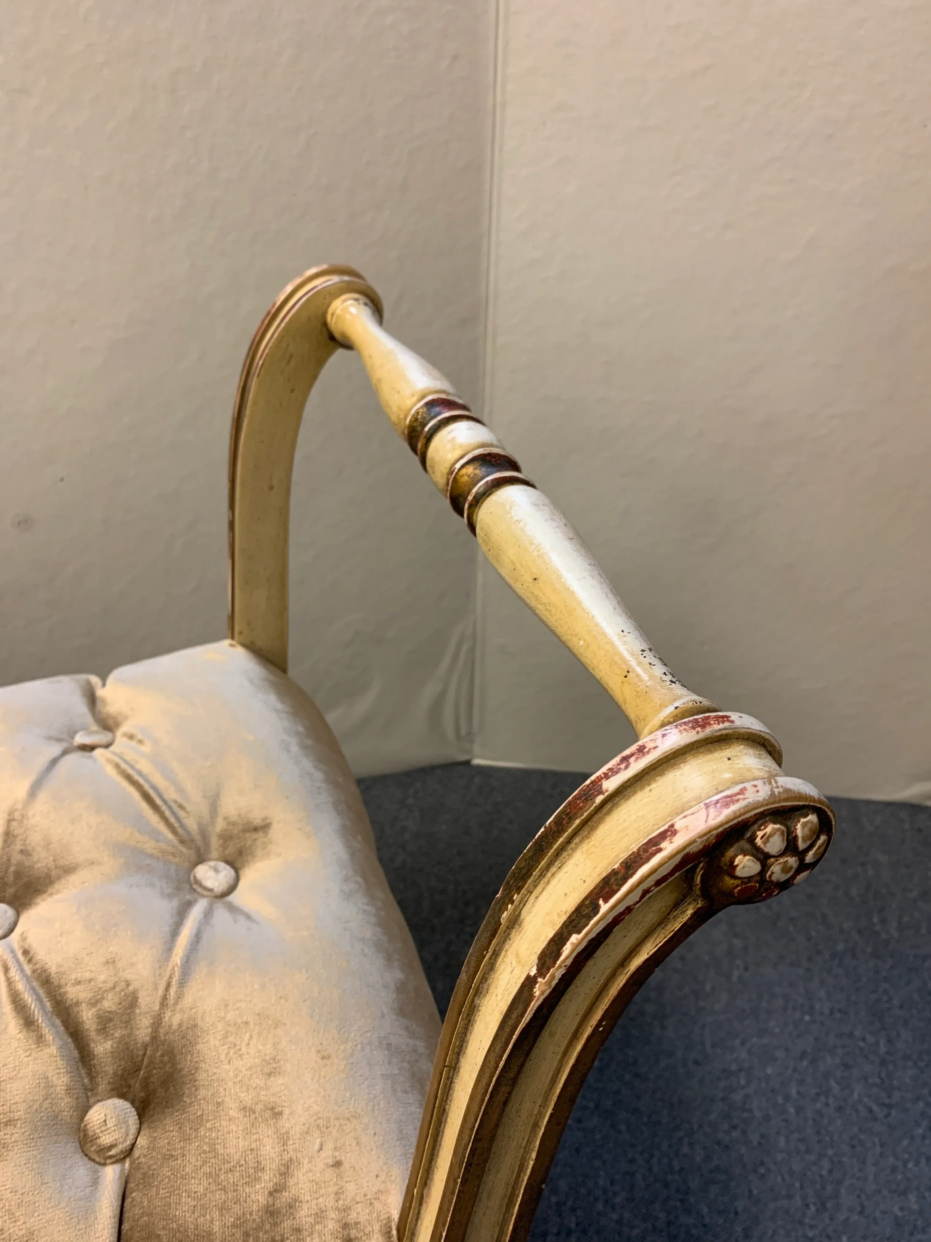 Hollywood Regency Carved Curule X Bench