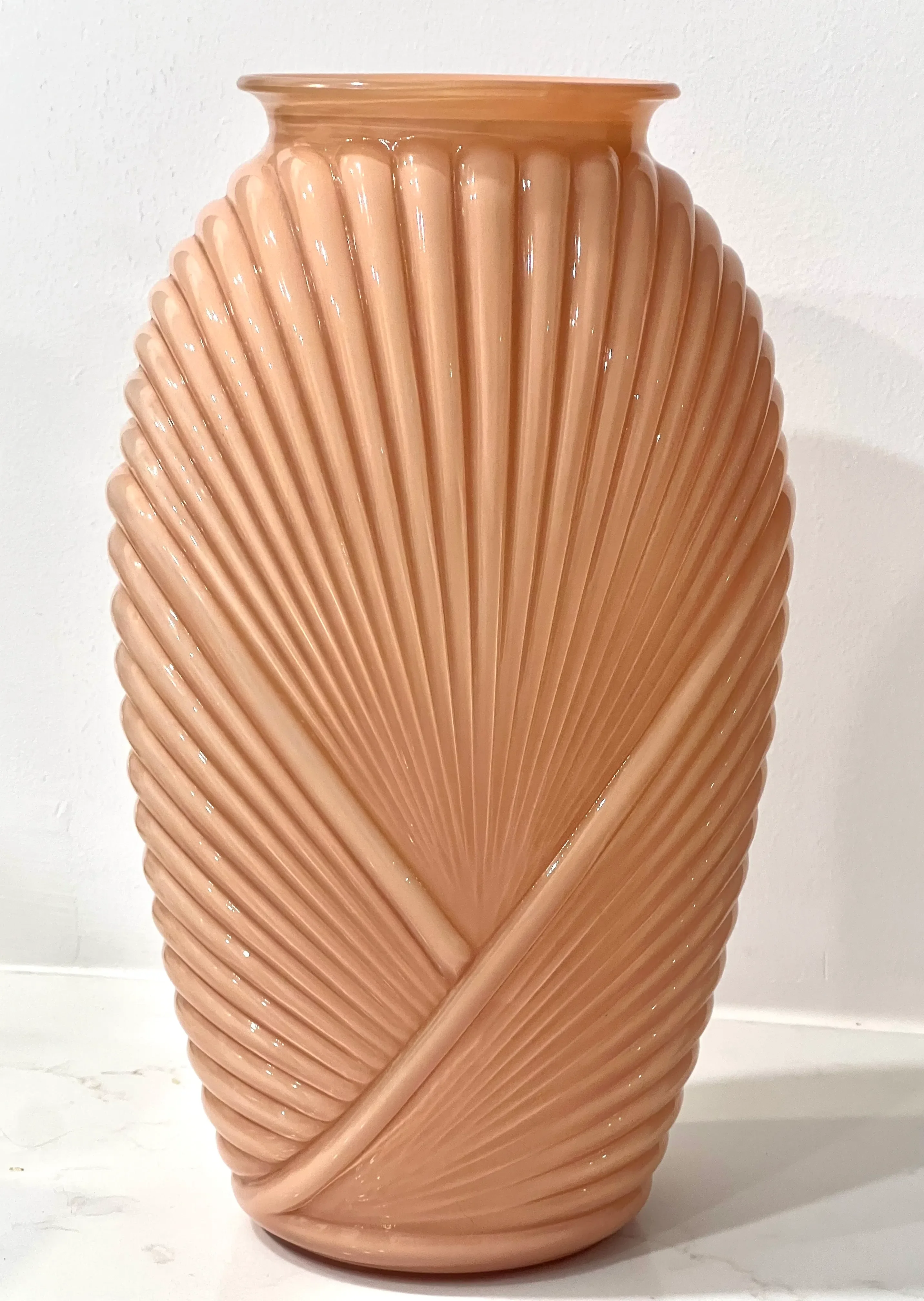 80s Art Deco Vase CVV Vianne アール・デコ 花瓶 Vintage C1980s Anchor Hocking Extra Large Art Deco Ribbed Vase in