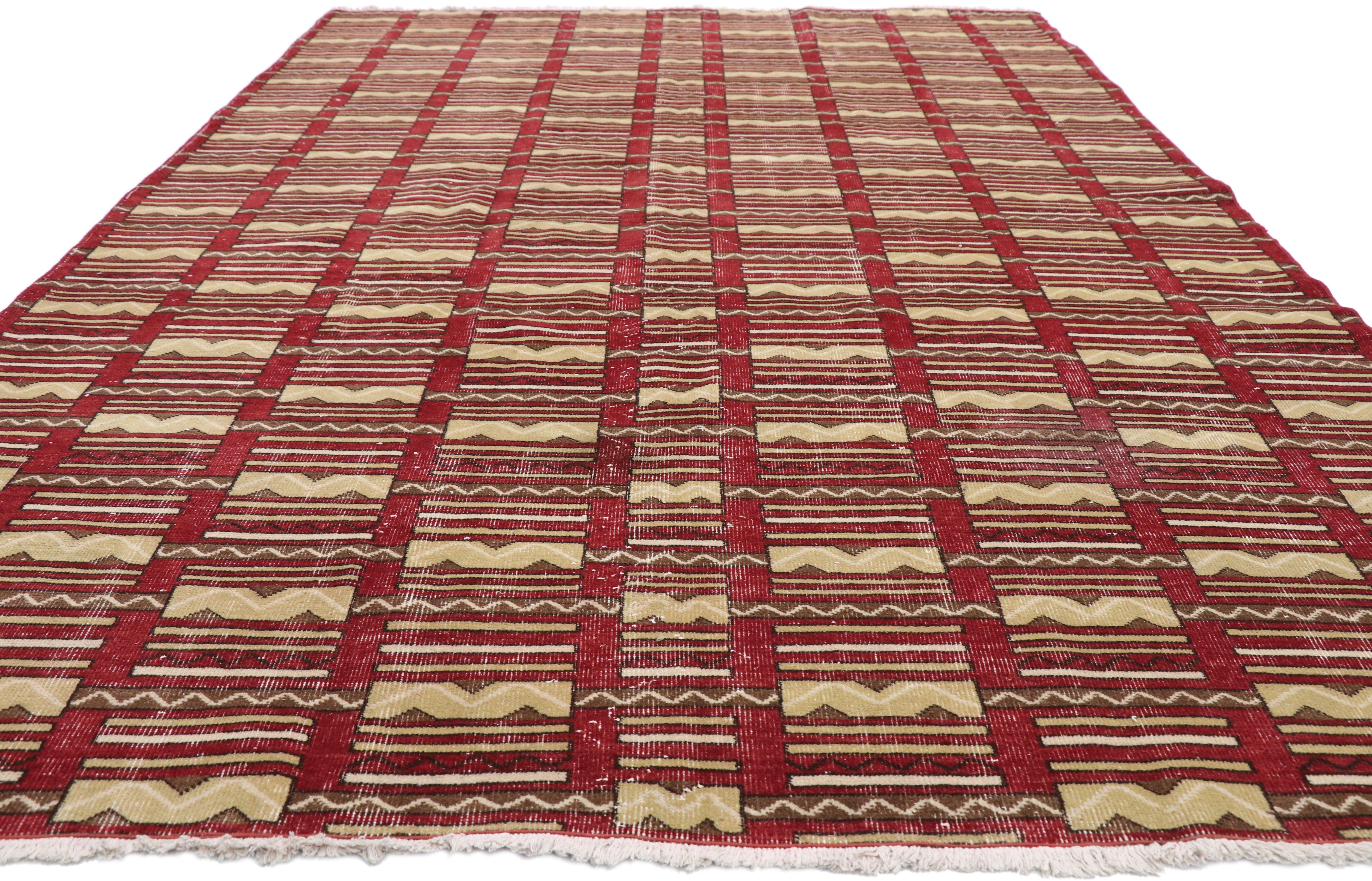 Vintage Zeki Muren Distressed Turkish Sivas Rug -6′11″ × 10
