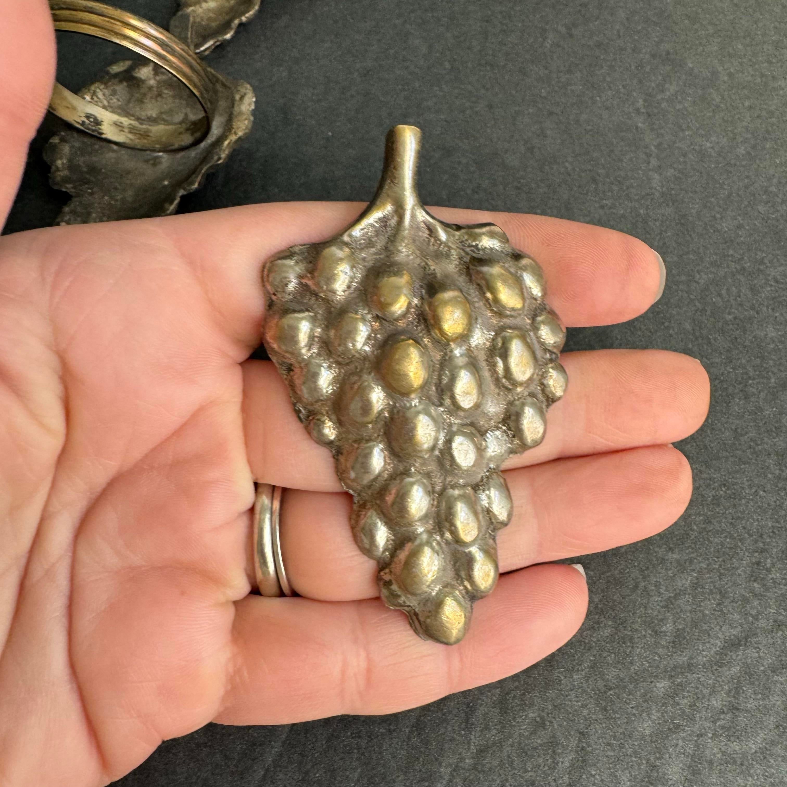 Grape Cluster Napkin Rings Antiqued Silver Tone Holiday Entertaining Set of 12