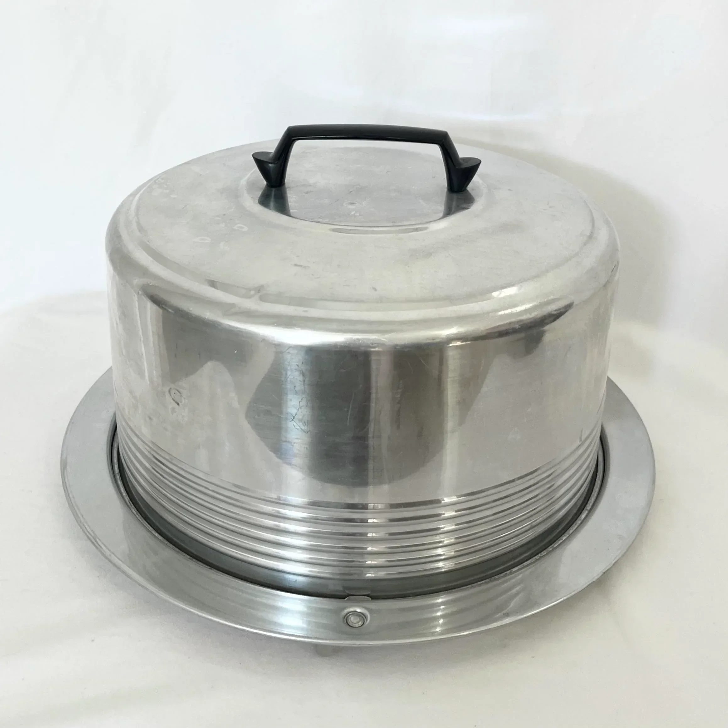 Vintage Aluminum Metal Cake Pan With Metal Lid Mid Century Retro Aluminum  Cake Plate And Cover Chairish