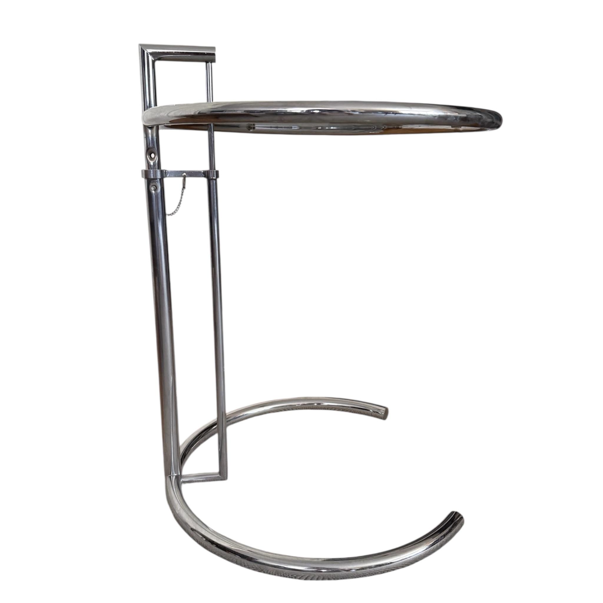 希少本　EILEEN GRAY E-1027: Eileen Gray's Timeless Declaration of Love | Barnebys Magazine