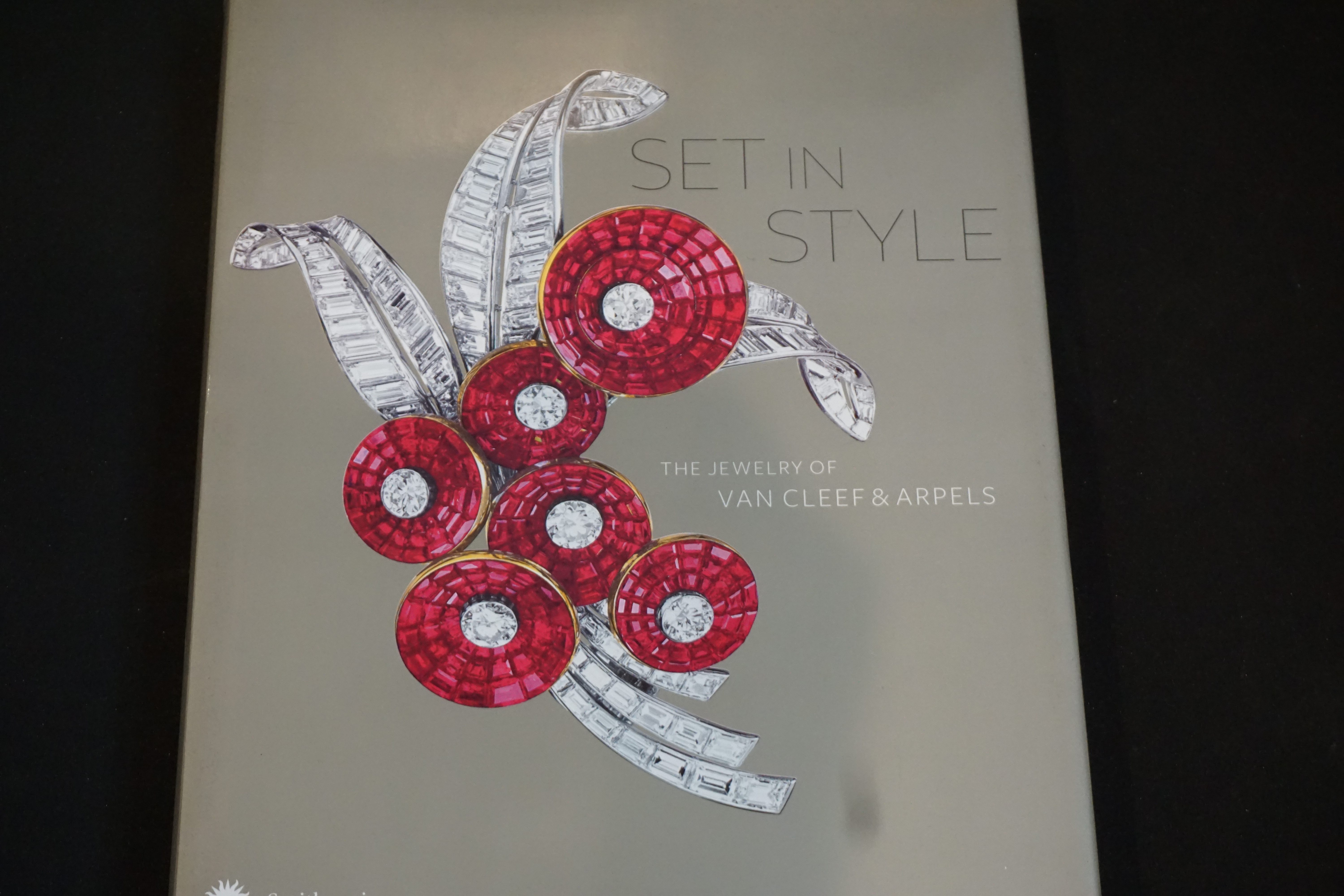 洋書 The art of Street Jewellery 9788857237374_p0_v2_s597x700.jpg