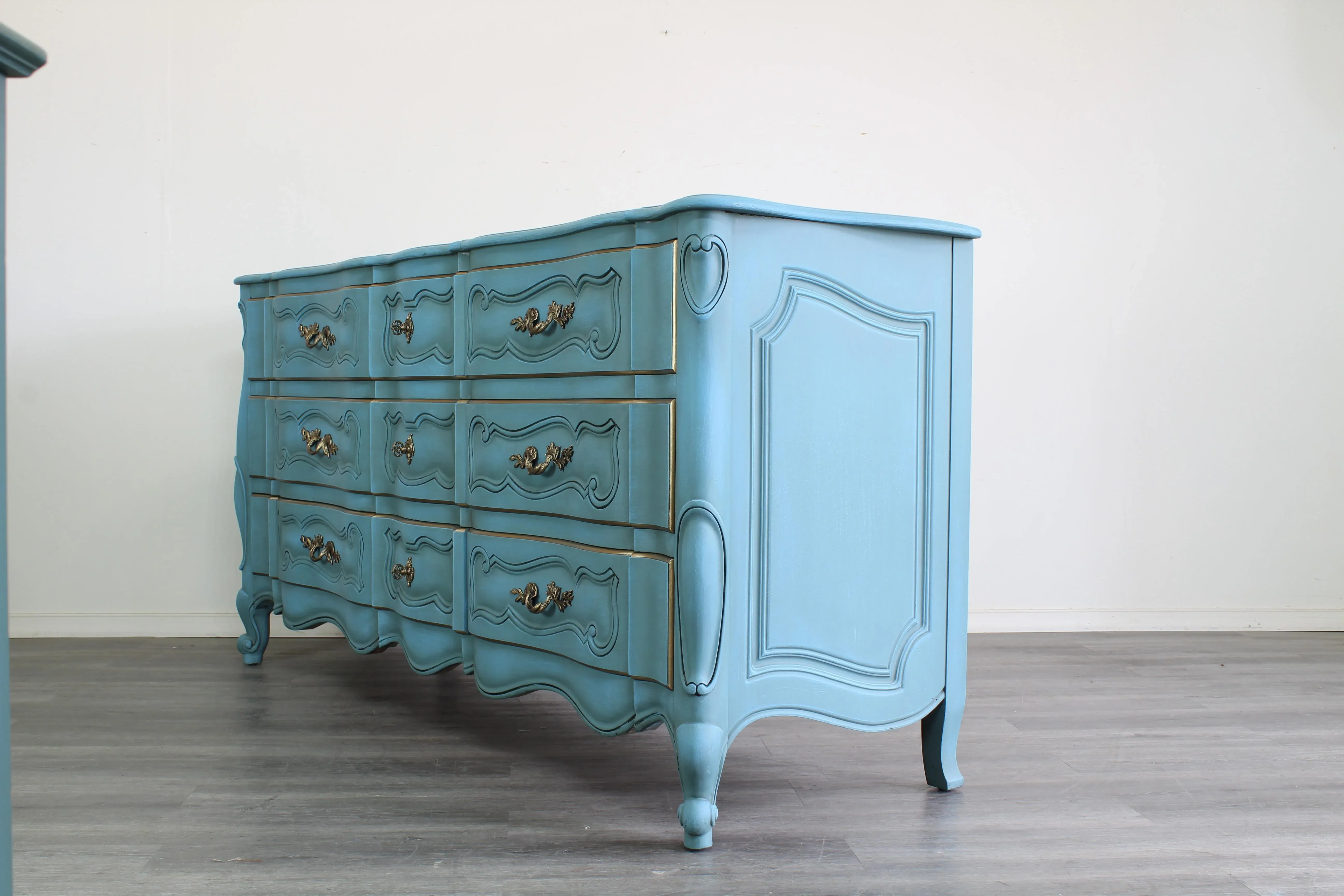 1970s Vintage French Provincial Light Blue Dresser of Nine Drawers is  available for purchase on au PAY Market - Imported Goods Online Store  Co.Ltd. | au PAY Market - Online Shopping Site