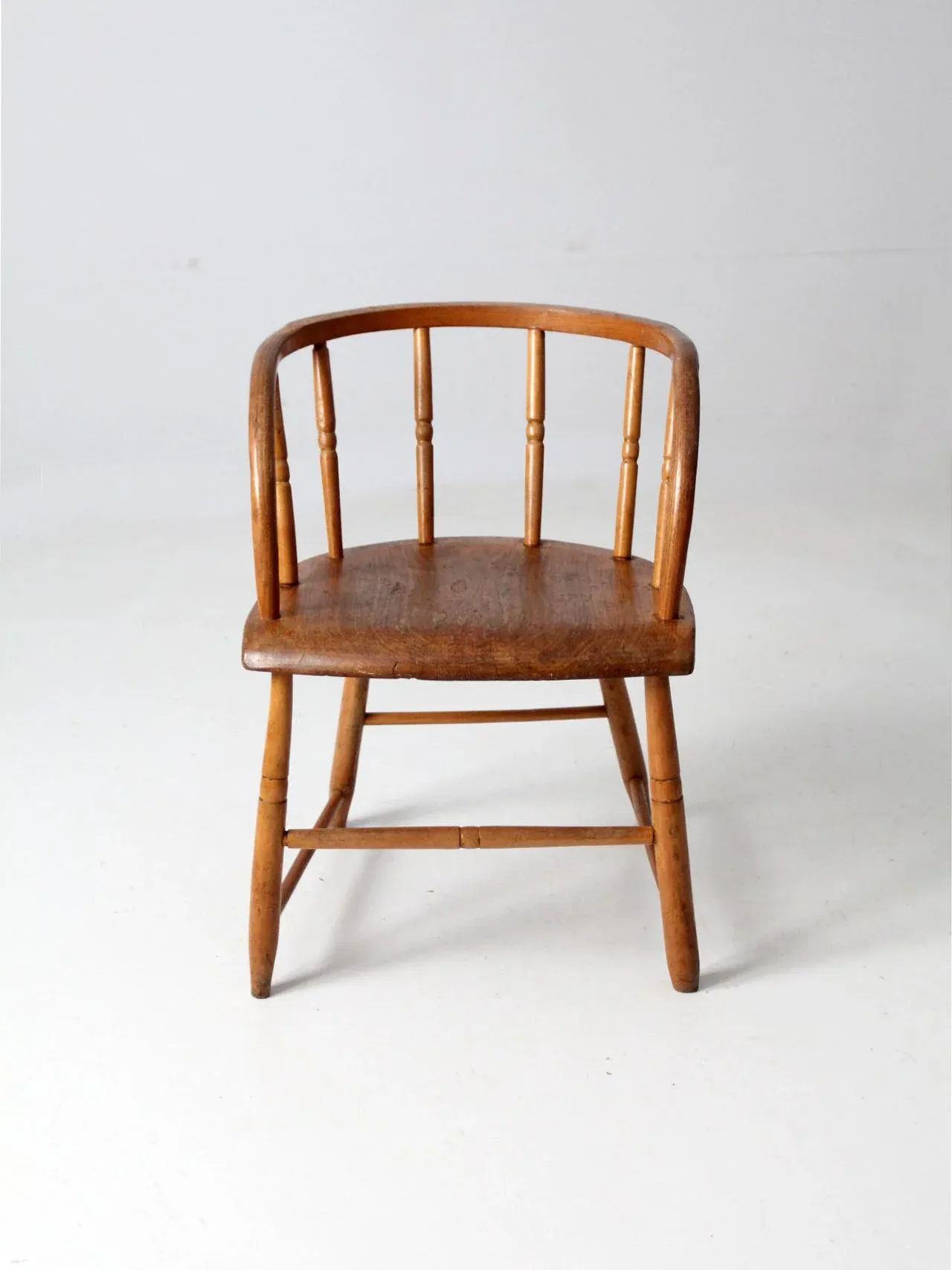 Antique Barrel Back Chair, image size:1280x1707