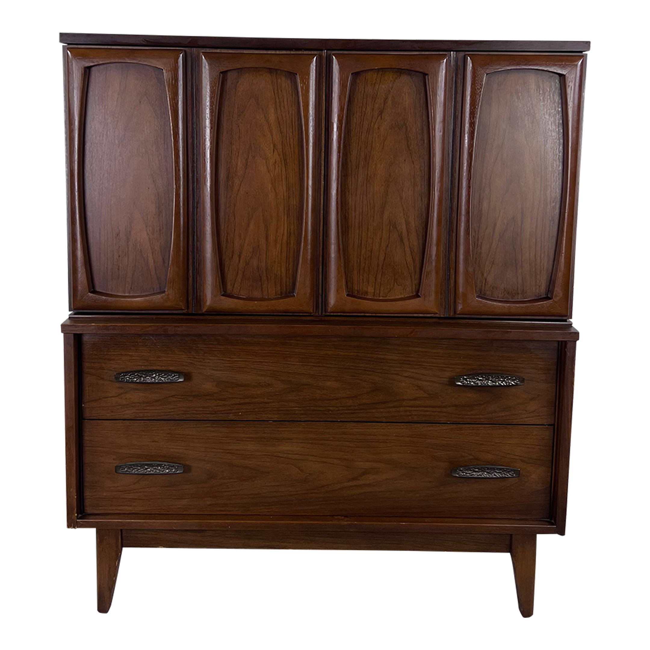 Vintage Broyhill Dressers and Chests of Drawers | Chairish