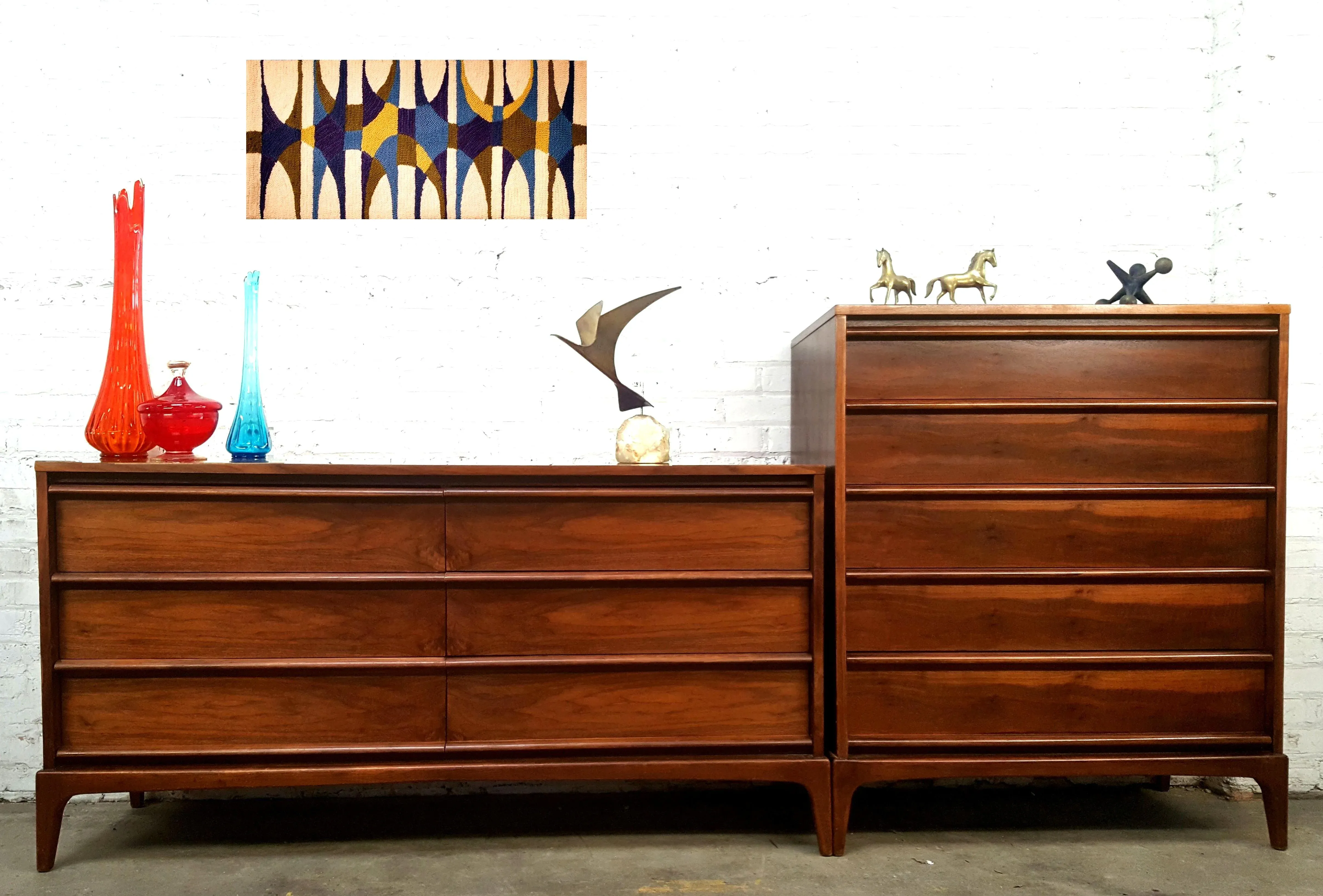 1960s Restored Original Mid Century Modern Lane Rhythm Dresser Set