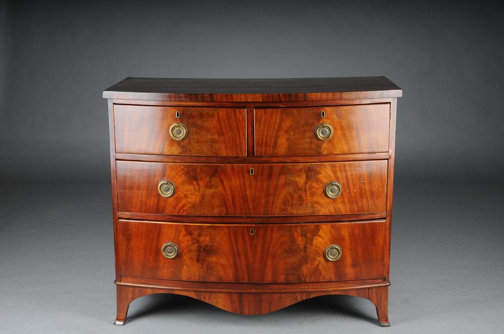 English Mahogany Chest of Drawers, 1890sYves Saint Laurent Gold Tie Clip