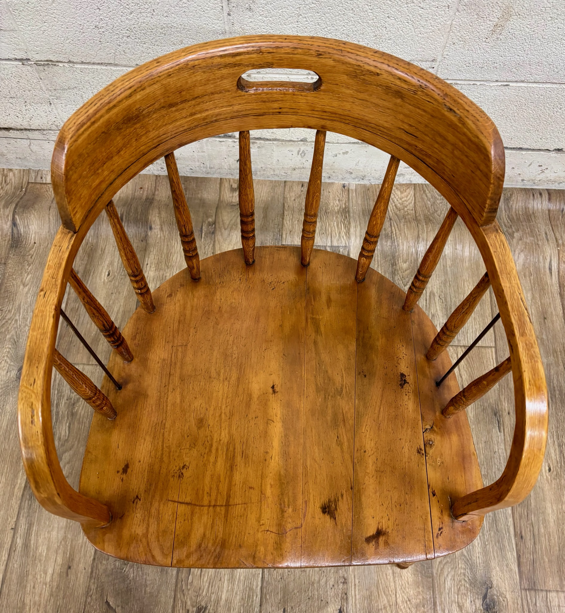 Antique 19th Century Primitive Barrel Back Oak Pub Chair Captain’s Chair, image size:1888x2048