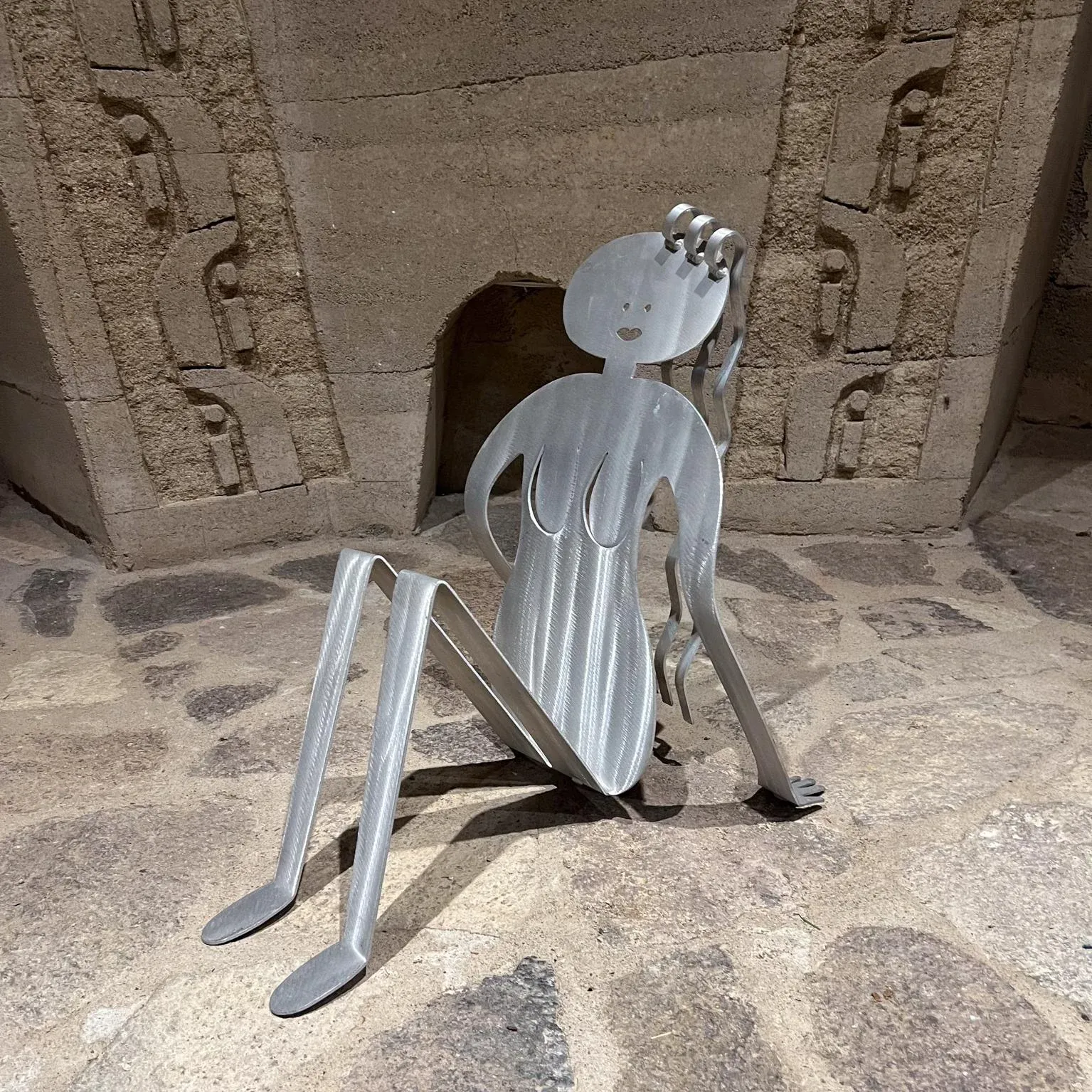 置物 Vintage Postmodern l stand 置物 Vintage Postmodern l stand 1980s Postmodern Light Up