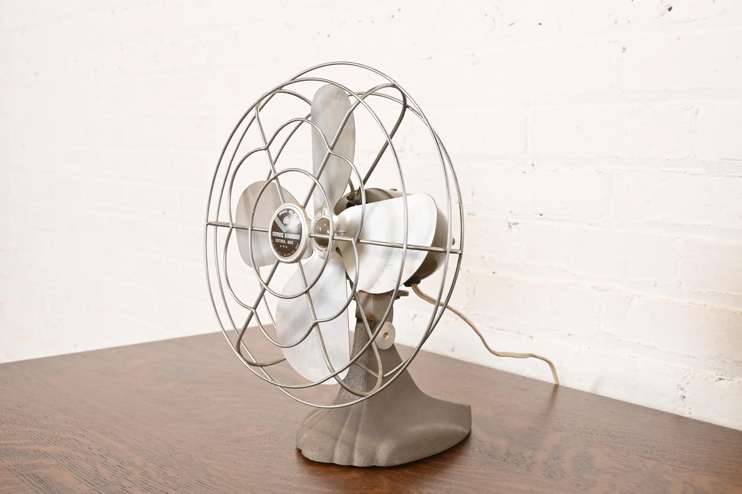 12 Antique Stand Fan - Elegant \u0026 Powerful Cooling Solutions, image size:3024x2016