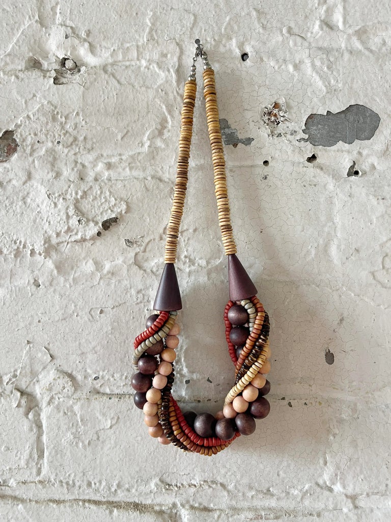 vintage-multi-strand-wooden- 