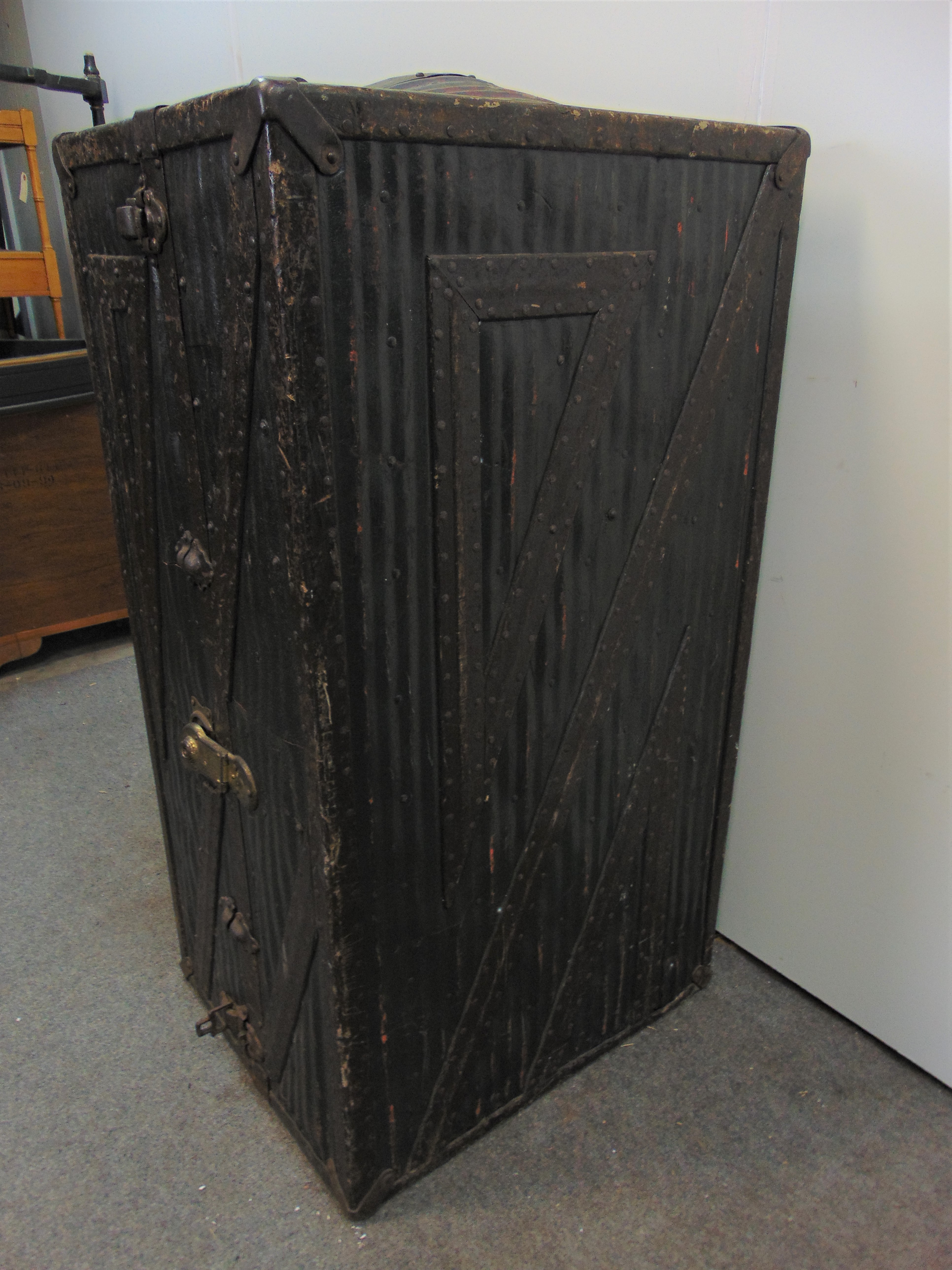 innovator Vintage trunk 約29L Amazon.com: Deco 79 Wood Decorative Trunk Nesting