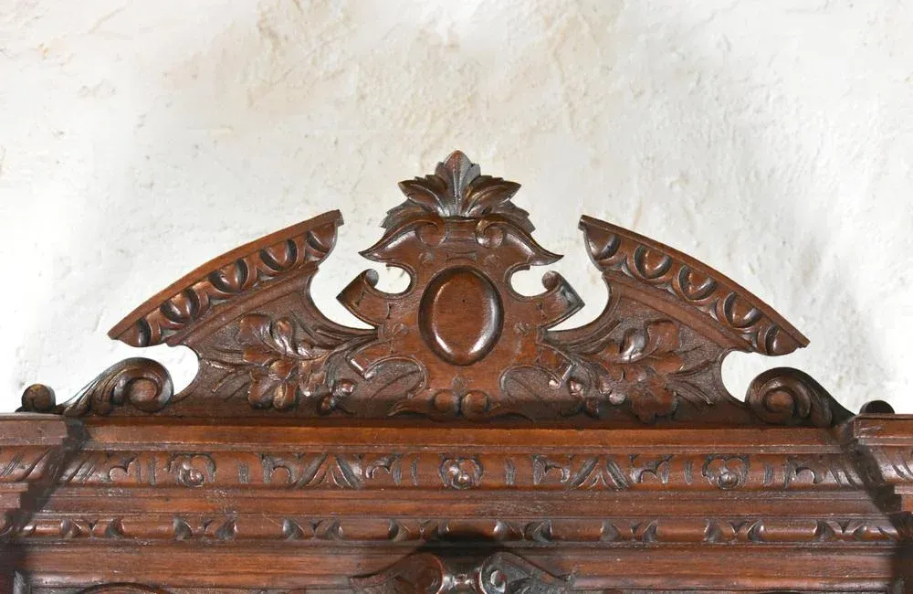 Yankees Leather JacketFrench Louis Xiii Style Oak Hunt Display Cabinet