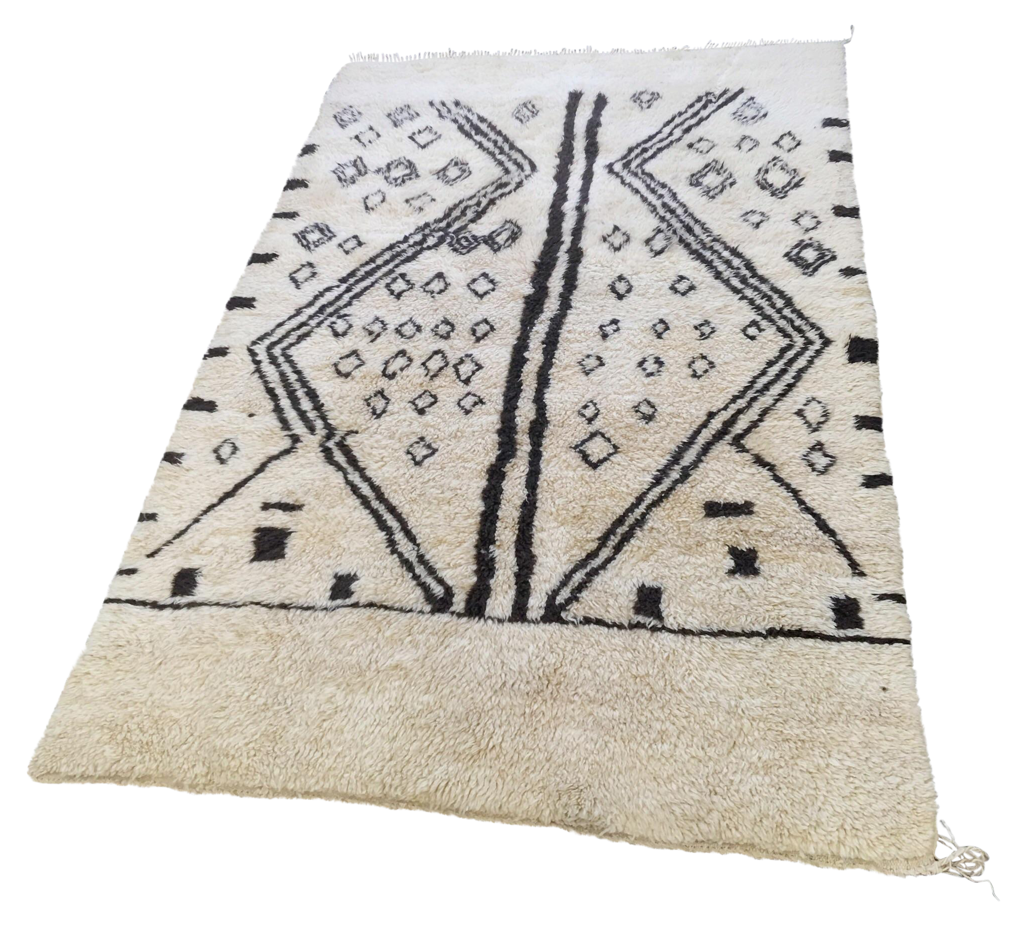 Vintage Moroccan Rug 4′4″ × 6′8″ Chairish