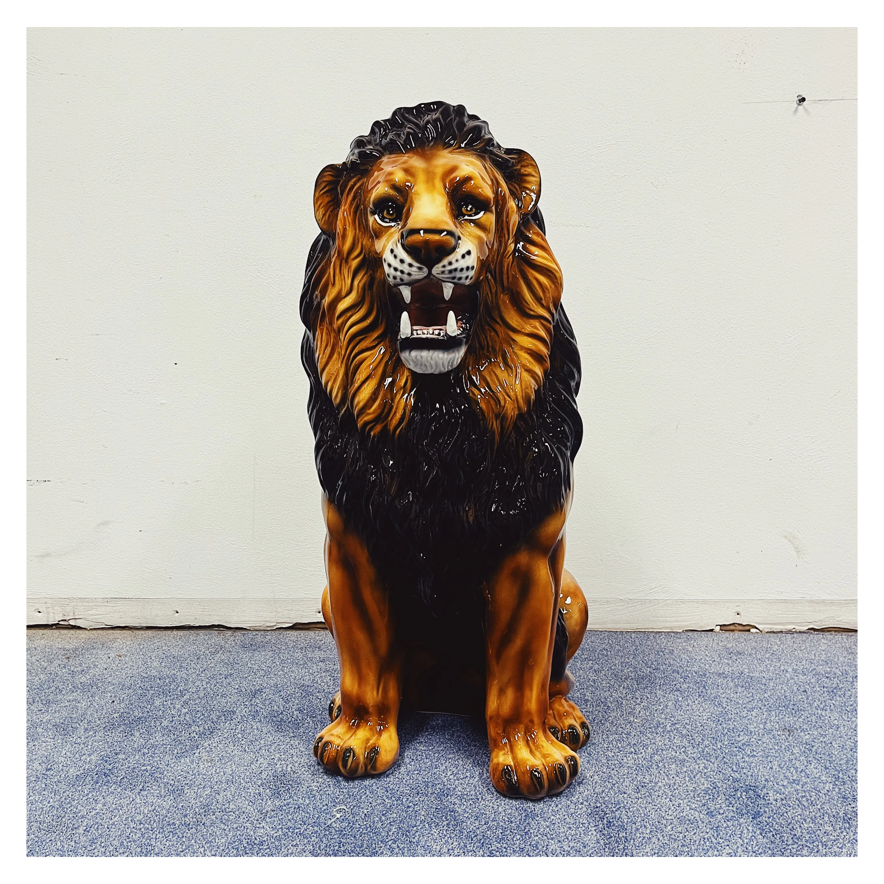 lion-ceramic-statue-from-