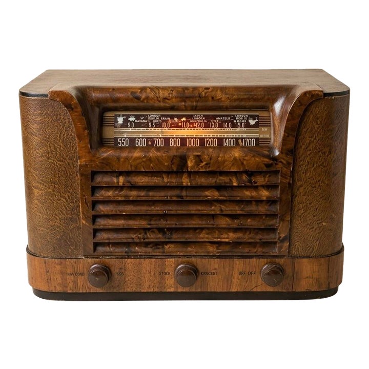 antique-1942-philco-wooden-