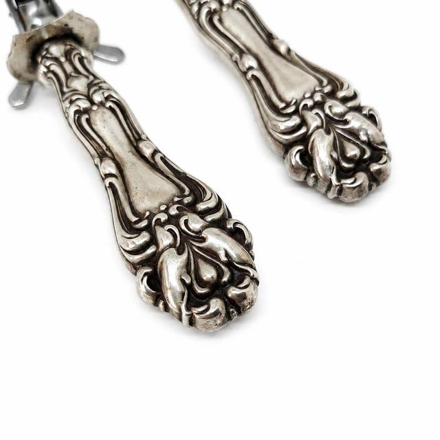 Metal English Baroque Carving Knives in Silver from Wallace, Set of 2 For Sale - Image 7 of 9