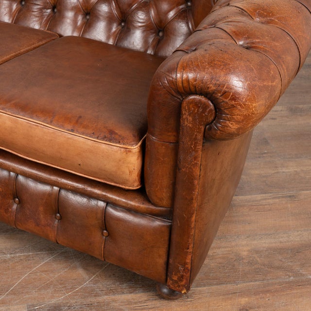 20th Century Spanish Brown Vintage Leather Chesterfield Sofa For Sale - Image 14 of 18