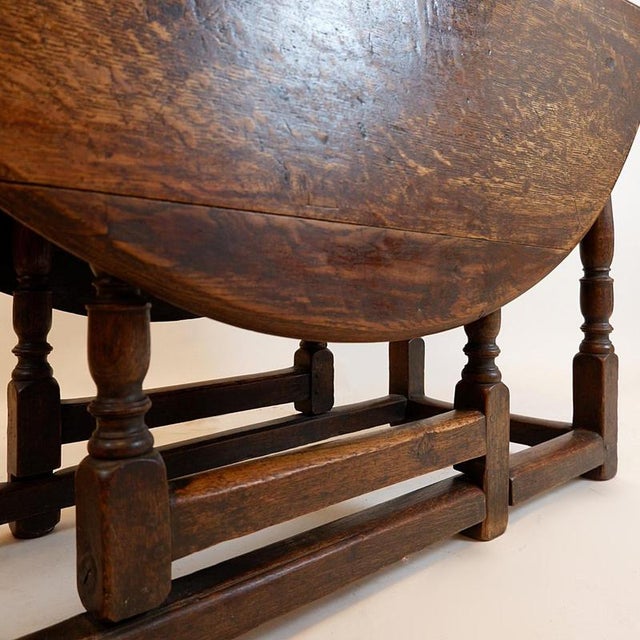 19th Century English Gate-Leg Table with Flaps and Turned Legs For Sale - Image 6 of 11