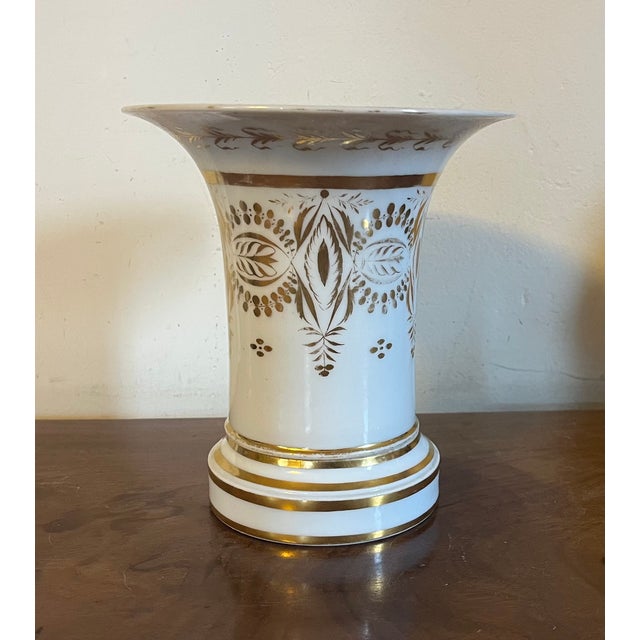 Ceramic Antique Early 19th Century French Empire White & Gold Porcelain Flower Pot Cachepot Vase and Stand Circa 1820 For Sale - Image 7 of 11
